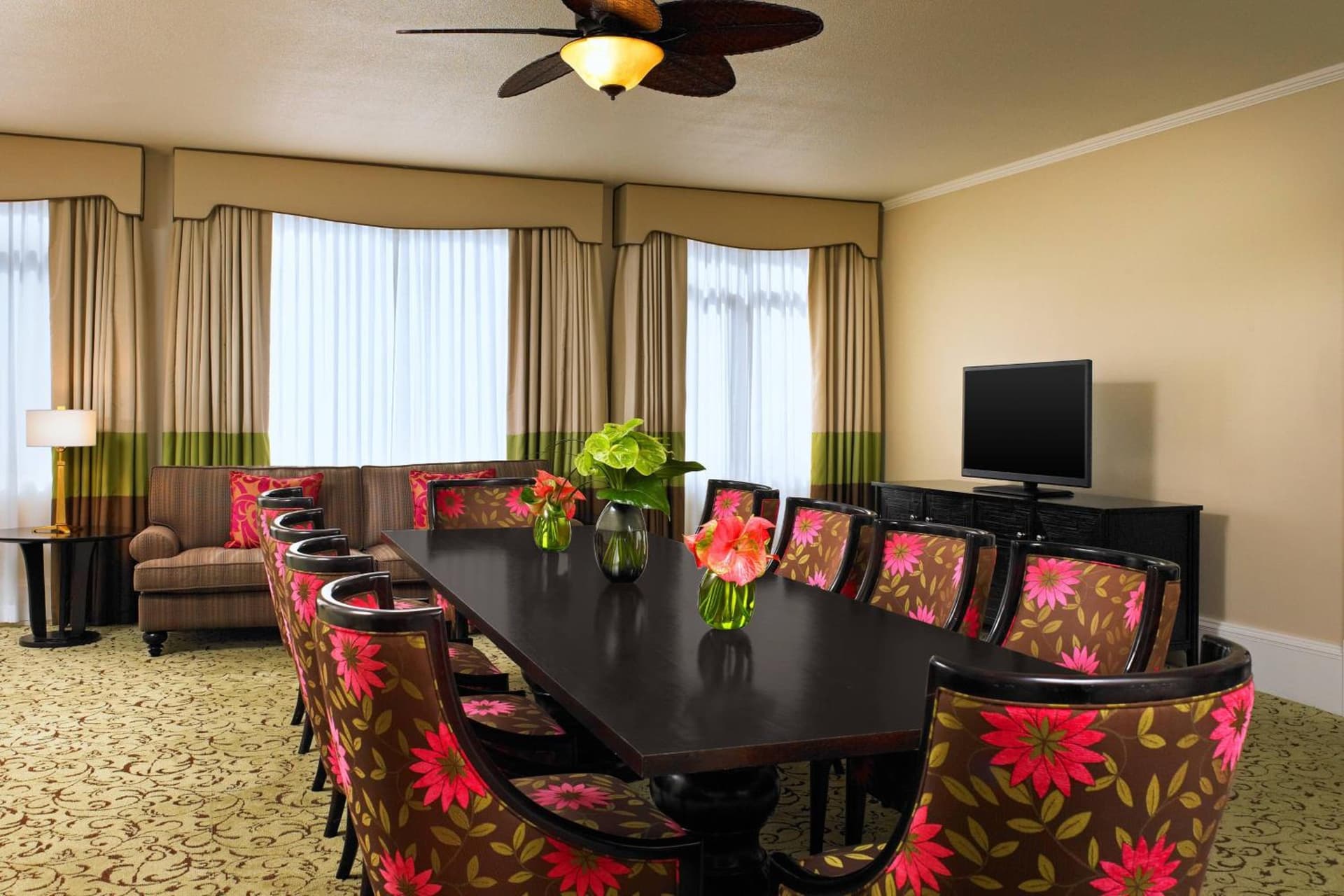 The Royal Hawaiian, A Luxury Collection Resort, Waikiki gallery photo in Honolulu, HI — image 135