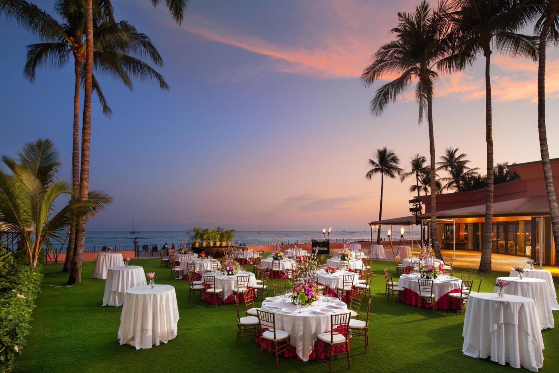 The Royal Hawaiian, A Luxury Collection Resort, Waikiki gallery photo in Honolulu, HI — image 29