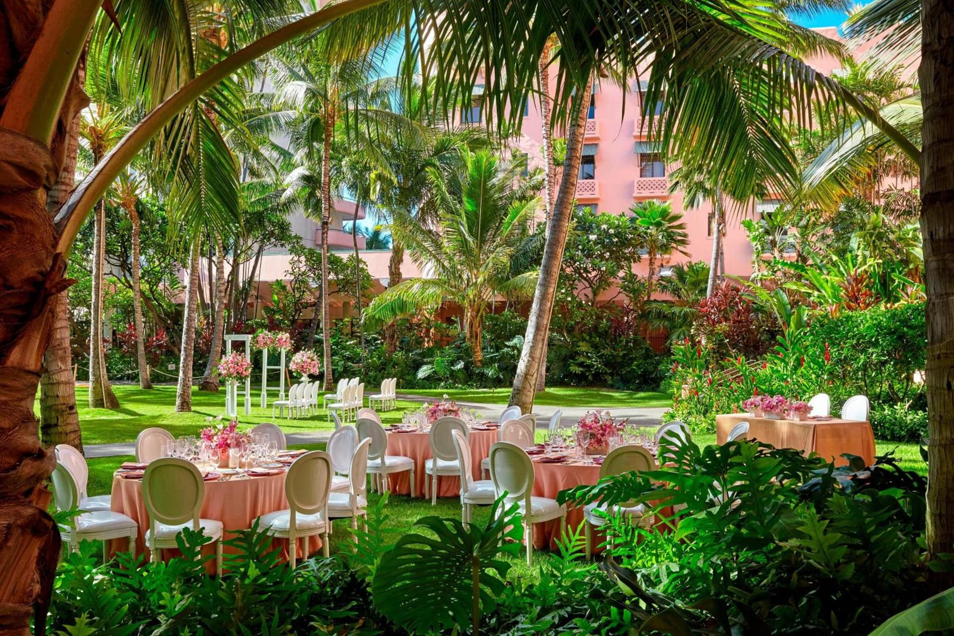 The Royal Hawaiian, A Luxury Collection Resort, Waikiki gallery photo in Honolulu, HI — image 148