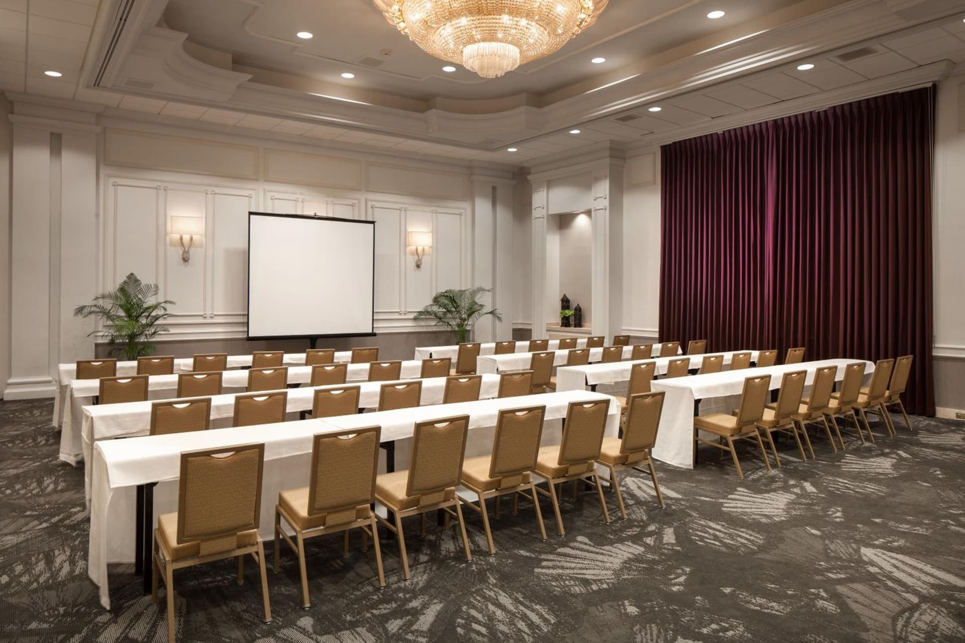 The Royal Hawaiian, A Luxury Collection Resort, Waikiki gallery photo in Honolulu, HI — image 147
