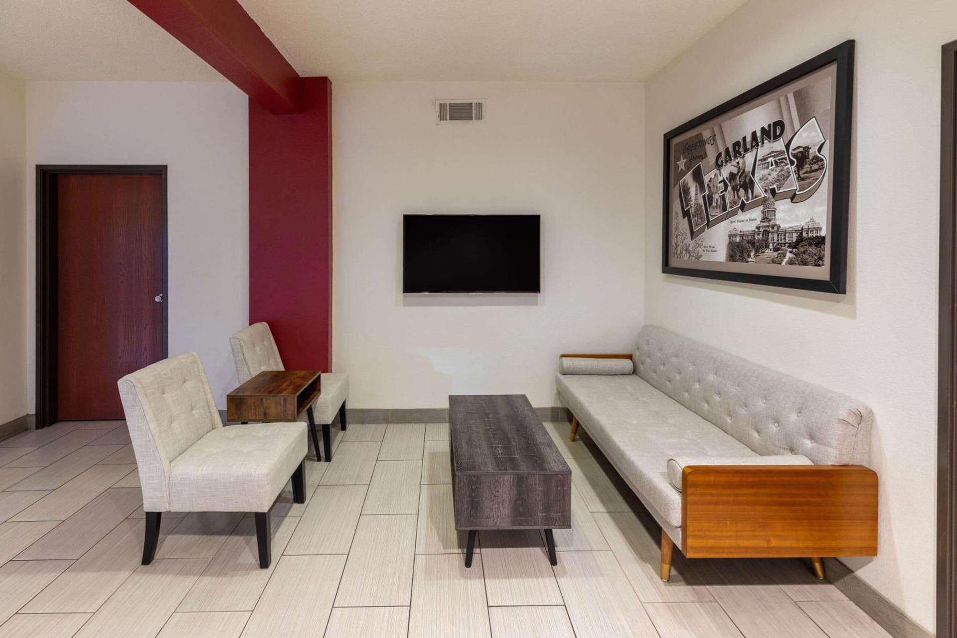 Super 8 by Wyndham Garland Rowlett East Dallas Area gallery photo in Garland, TX — image 8