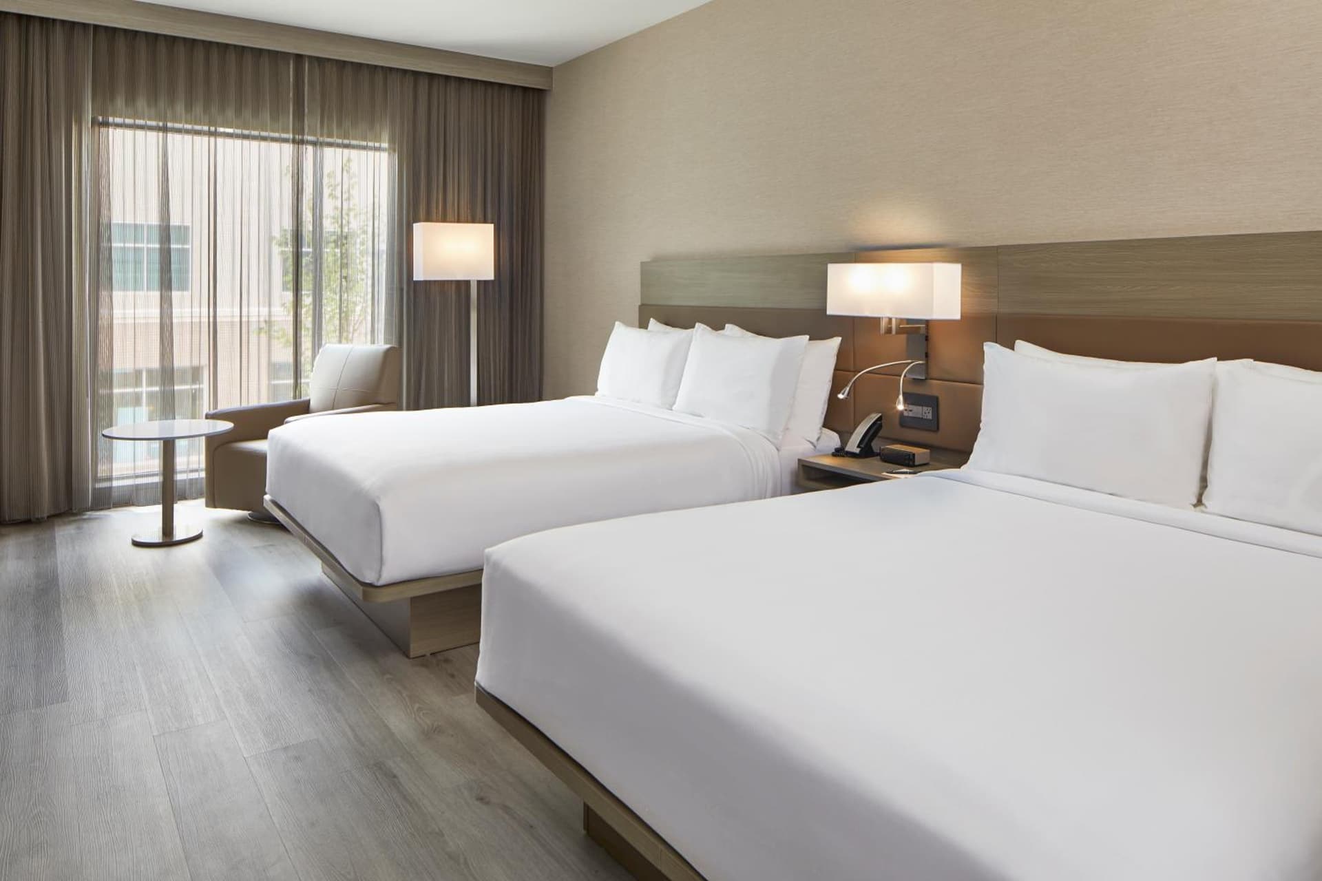 AC Hotel by Marriott Durham Duke University gallery photo in Durham, NC — image 37