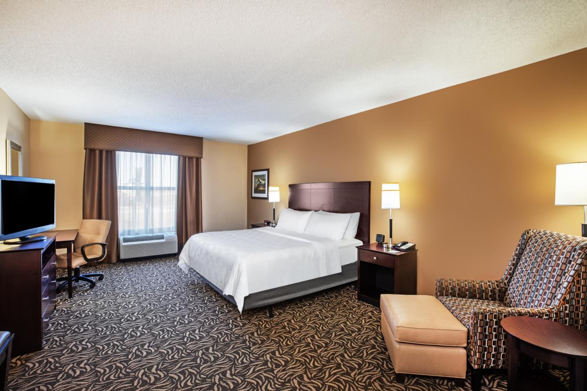 Holiday Inn Ardmore by IHG interior in Ardmore, OK — gallery photo 2
