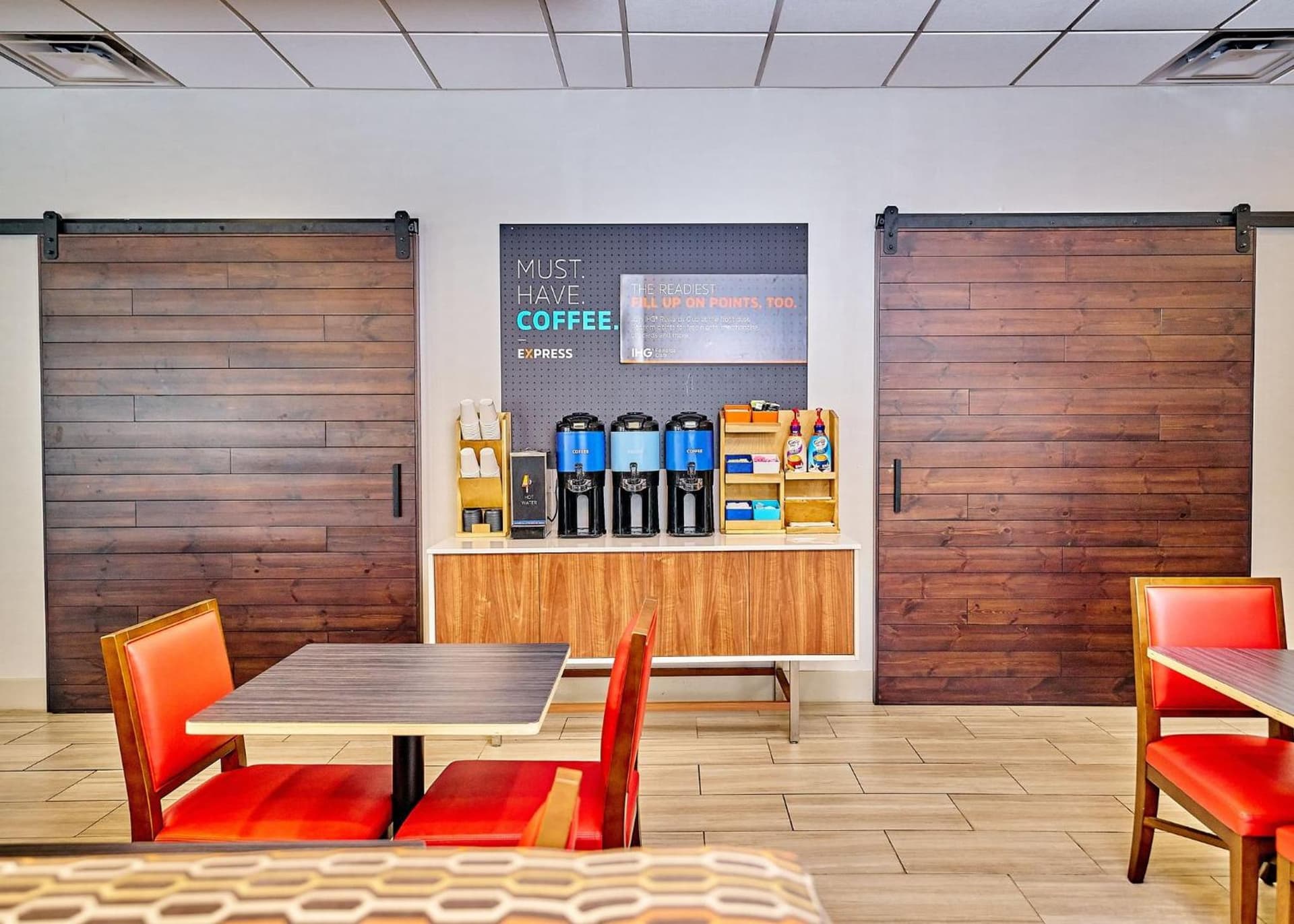 Holiday Inn Express Charleston-Civic Center by IHG gallery photo in Charleston, WV — image 24
