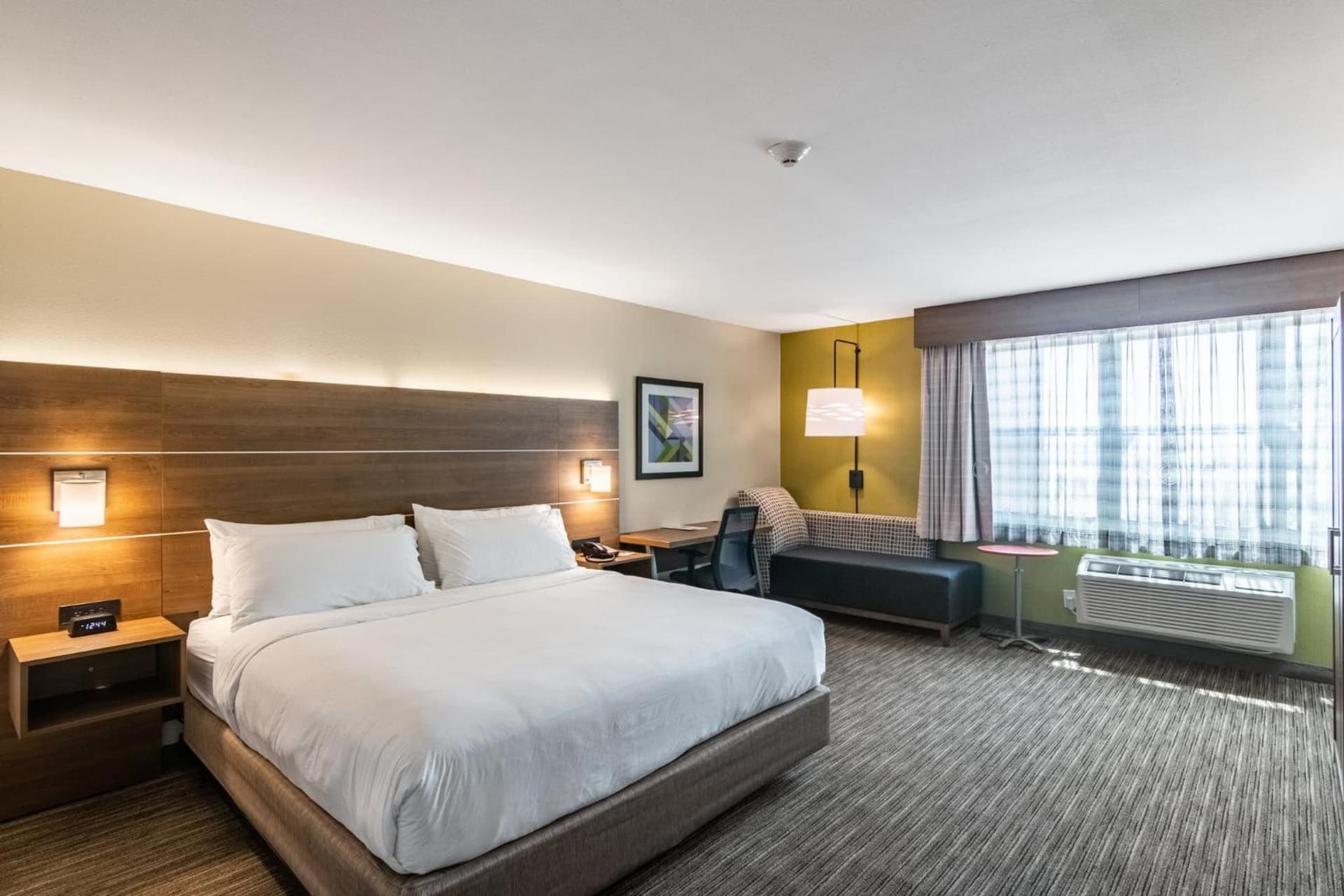 Holiday Inn Express & Suites Camarillo by IHG gallery photo in Camarillo, CA — image 31