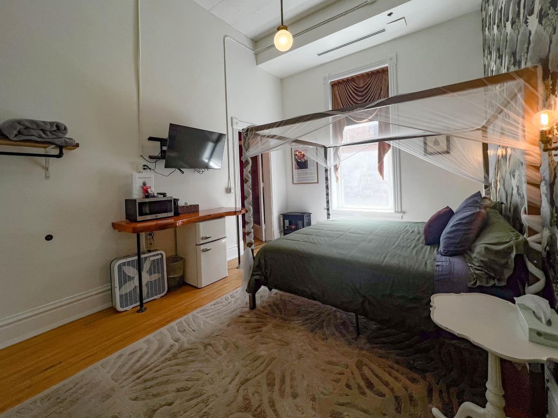 The Oliver Inn gallery photo in Duluth, MN — image 92