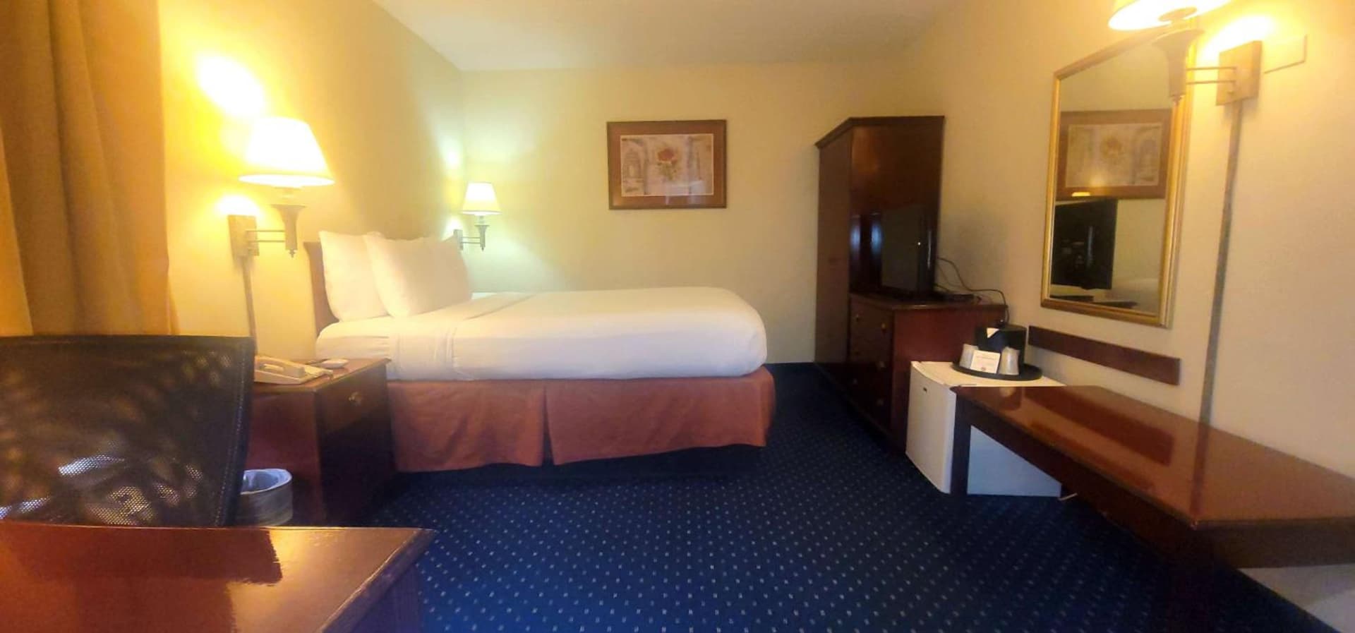 SureStay Plus Hotel by Best Western Chicago Lombard gallery photo in Lombard, IL — image 30