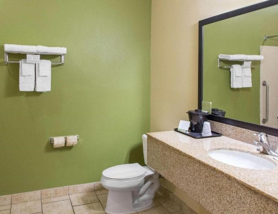 Sleep Inn & Suites Bakersfield North gallery photo in Bakersfield, CA — image 20