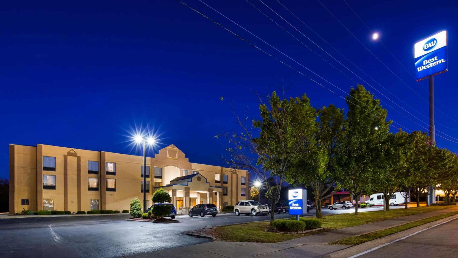 Best Western Inn Florence property views in Florence, KY — gallery photo 3