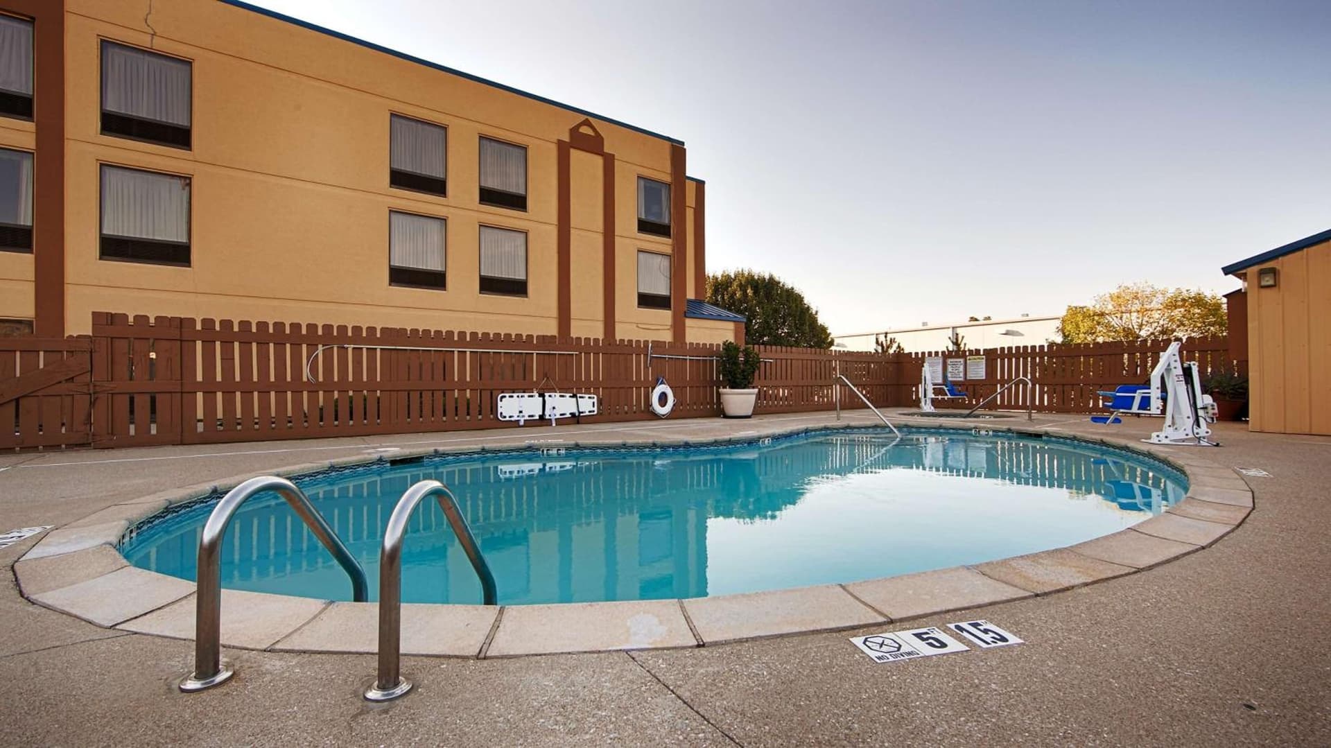 Best Western Inn Florence gallery photo in Florence, KY — image 51