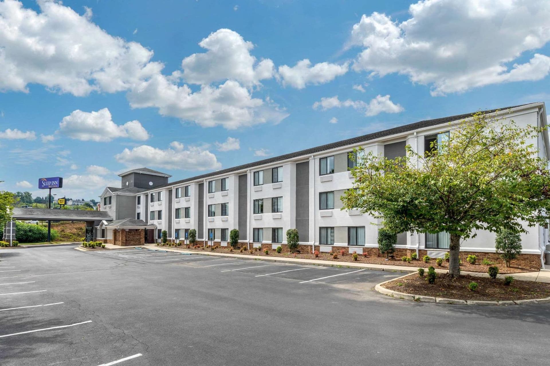 Sleep Inn & Suites Johnson City property views in Johnson City, TN — gallery photo 3