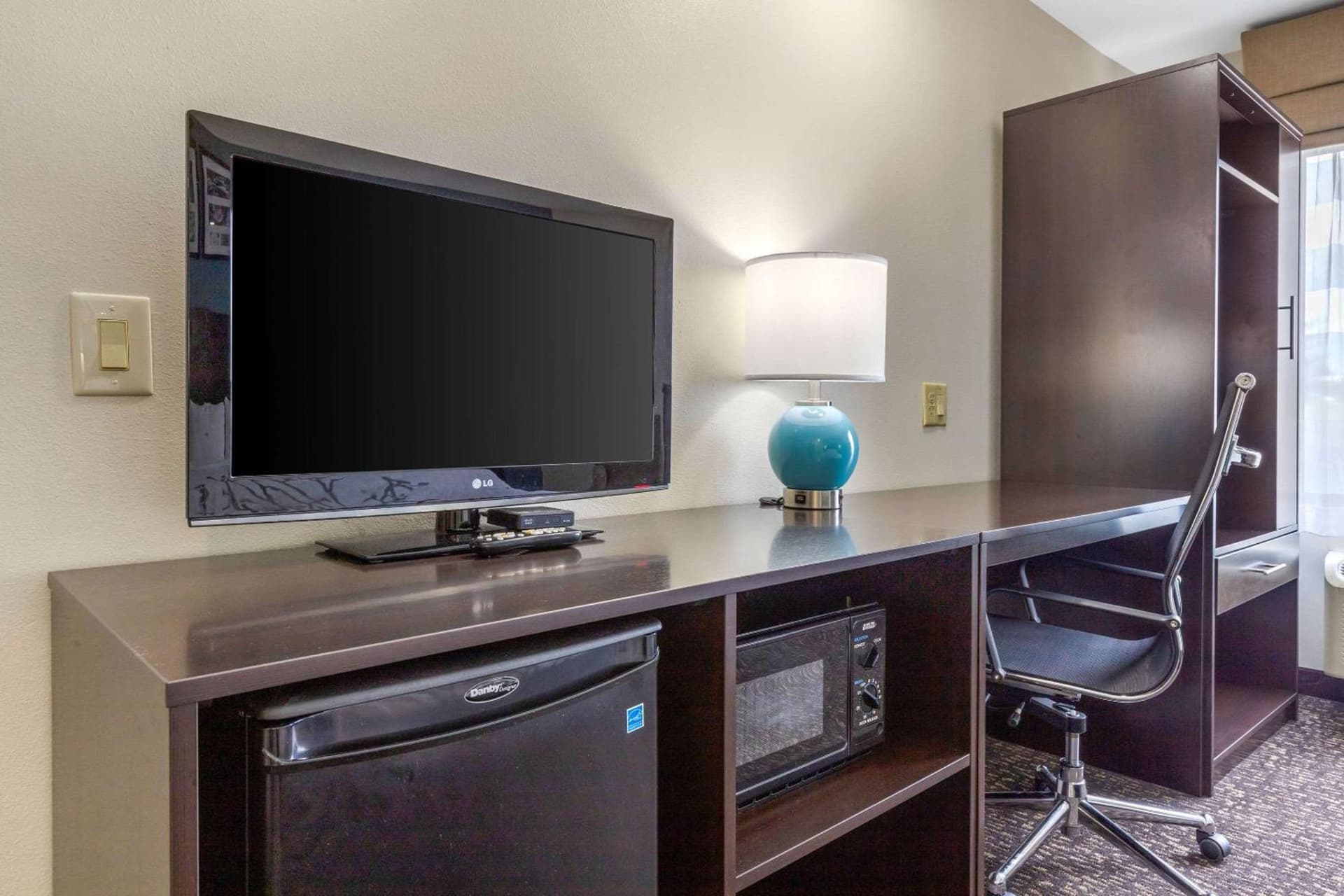 Sleep Inn & Suites Johnson City gallery photo in Johnson City, TN — image 31