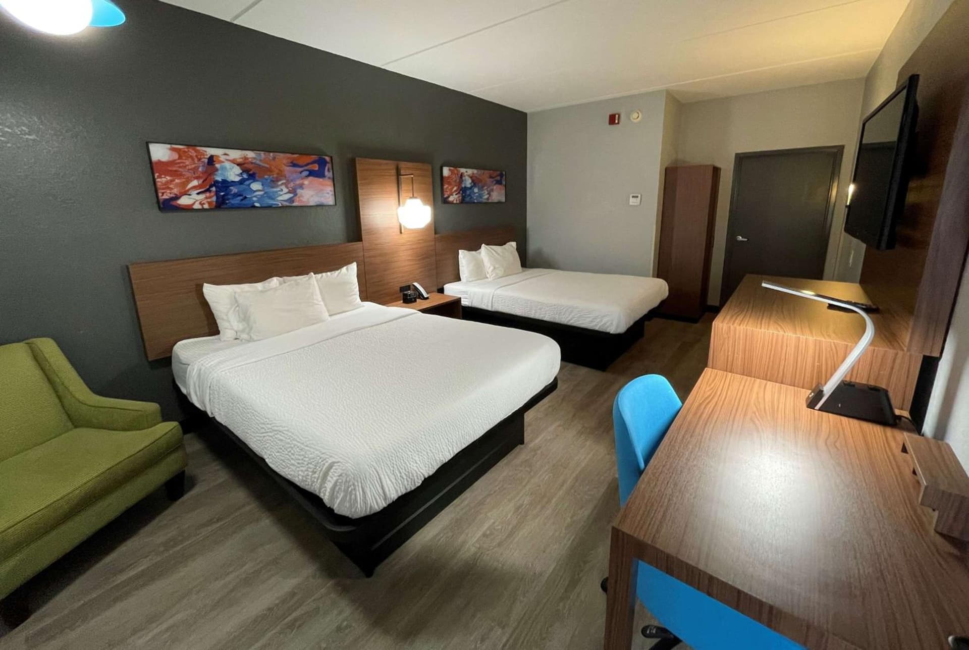La Quinta Inn & Suites by Wyndham Fayetteville I-95 gallery photo in Fayetteville, NC — image 30