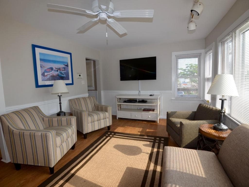 Surf Club Oceanfront Hotel gallery photo in Dewey Beach, DE — image 11