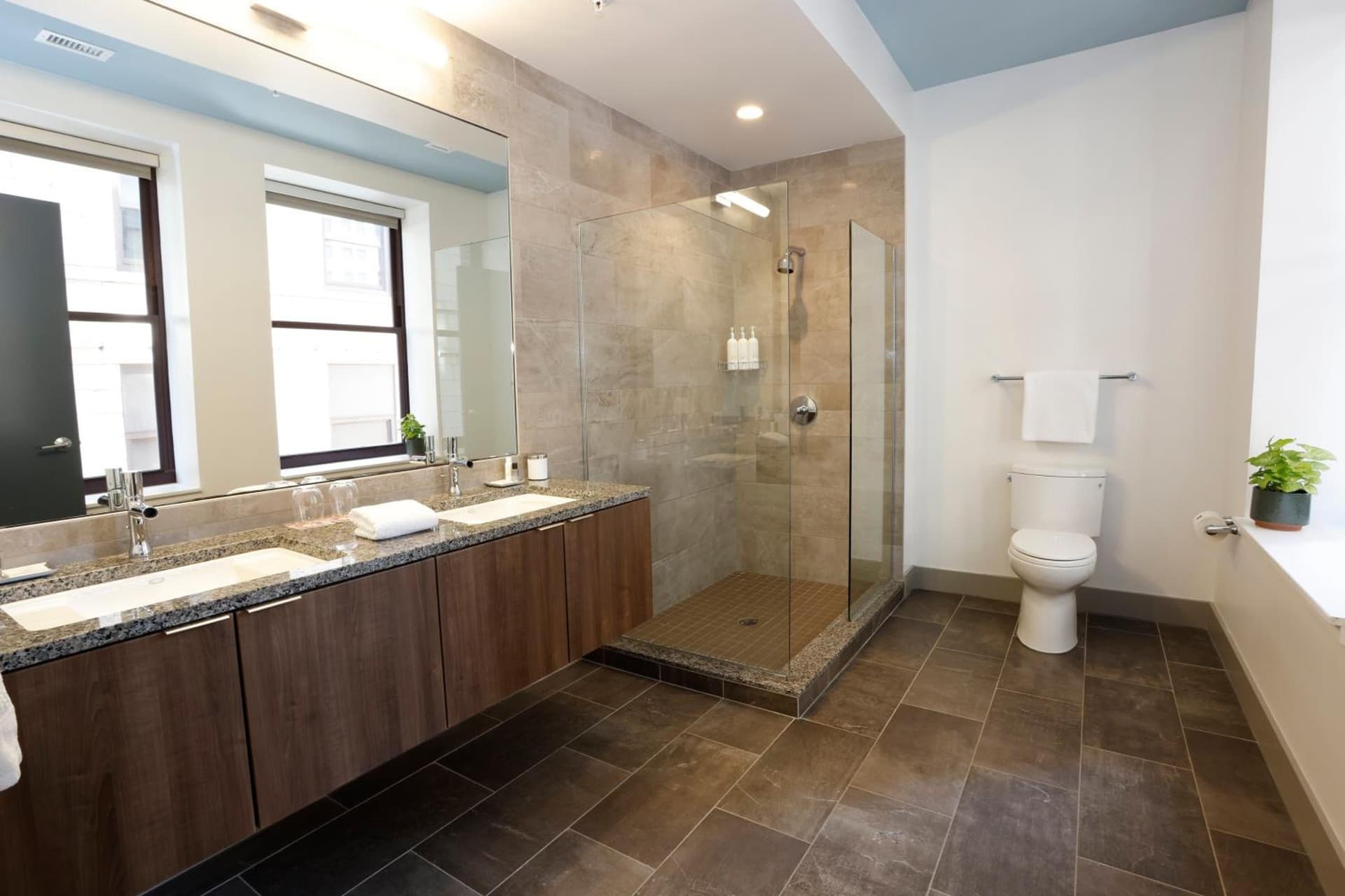 Kimpton Schofield Hotel by IHG gallery photo in Cleveland, OH — image 26