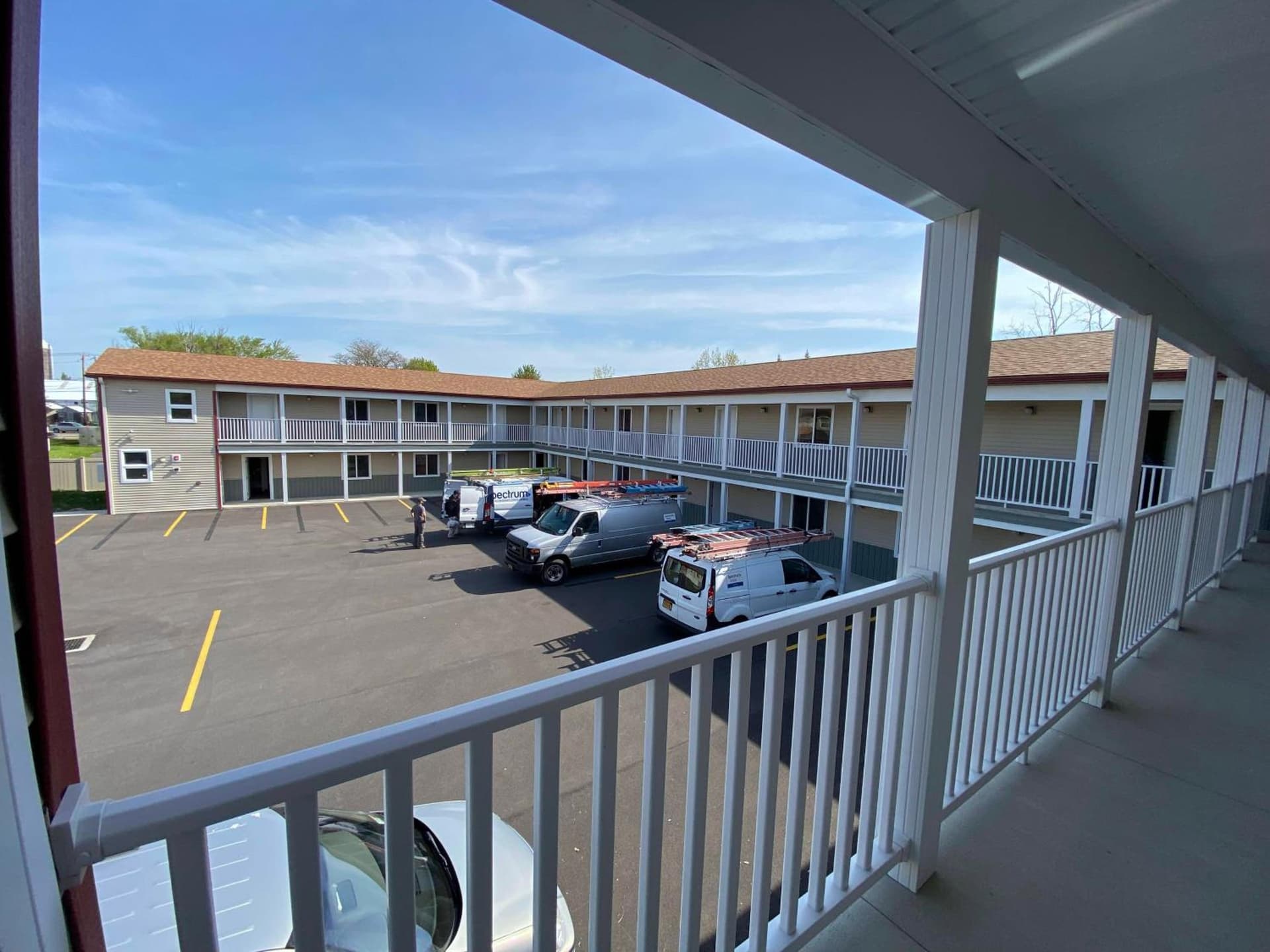 Stay Inn Niagara Falls Vacation Studios property views in Niagara Falls, NY — gallery photo 3