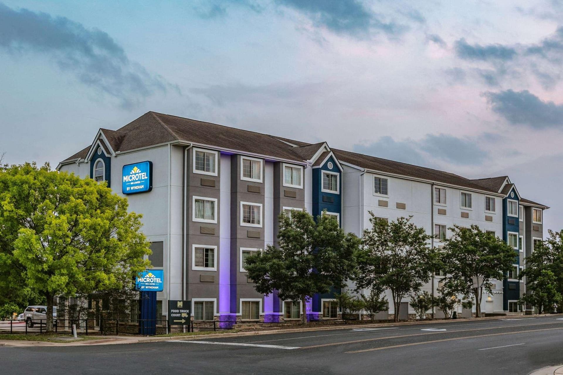 Microtel Inn & Suites by Wyndham Austin Airport gallery photo in Austin, TX — image 32