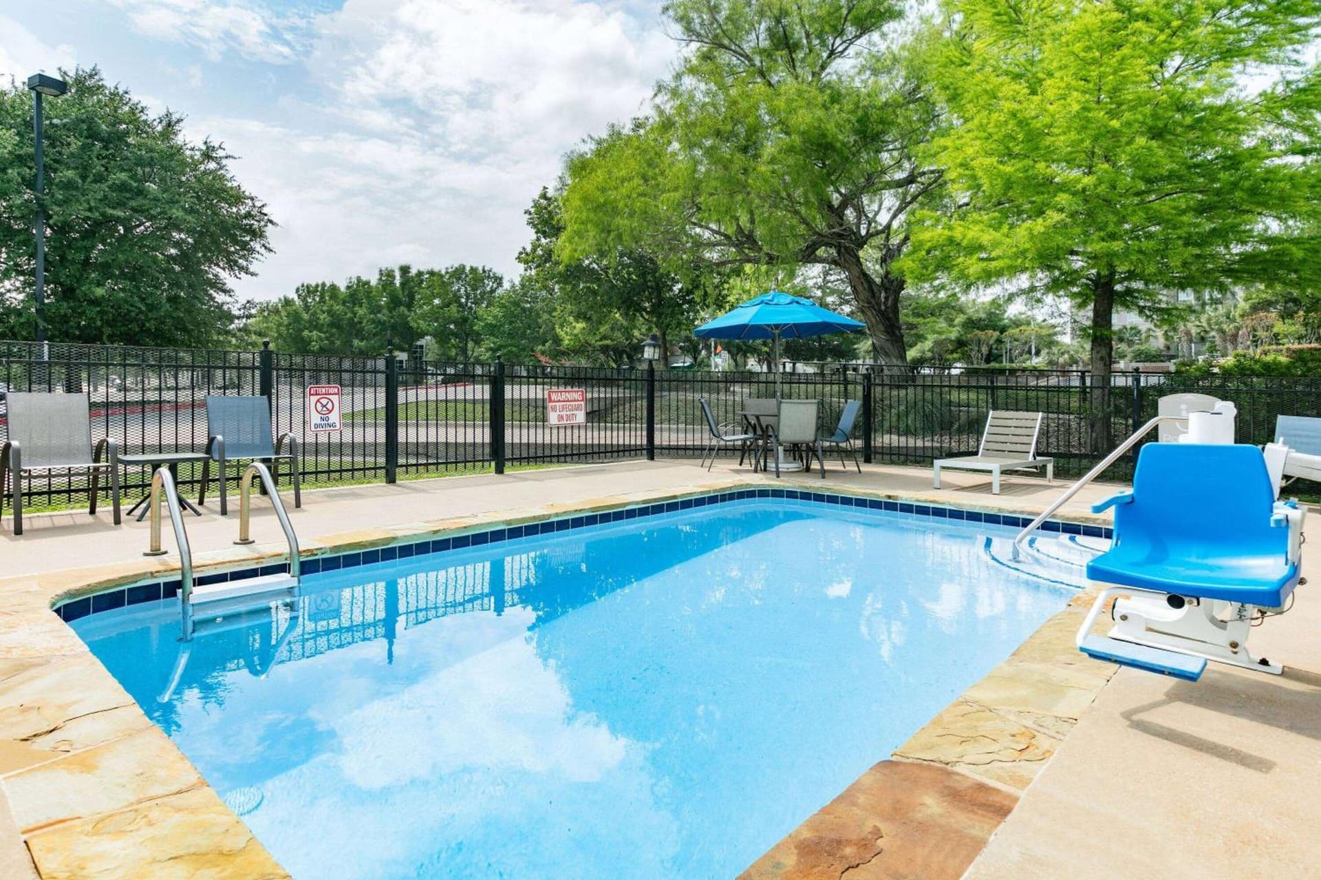 Microtel Inn & Suites by Wyndham Austin Airport gallery photo in Austin, TX — image 26