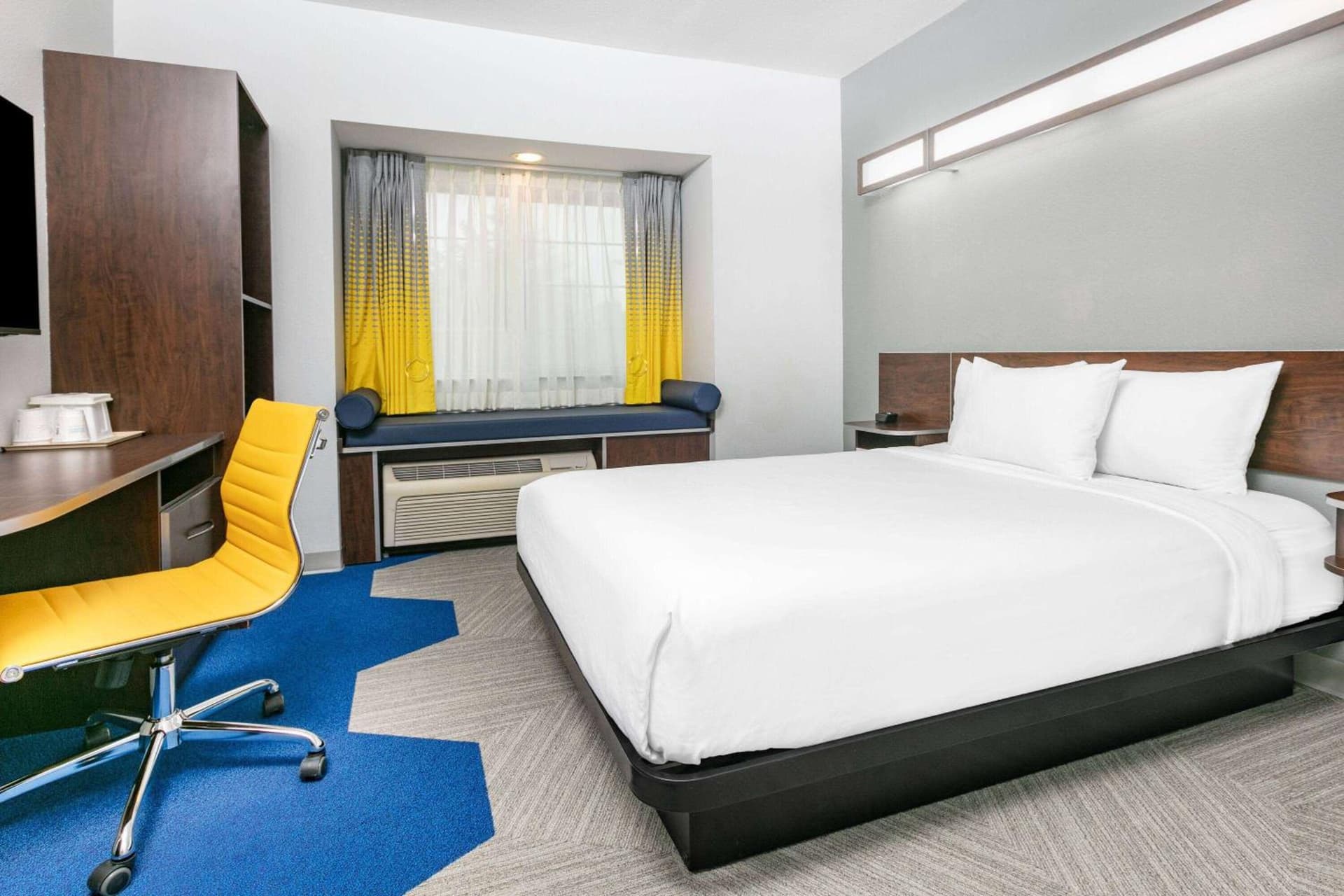 Microtel Inn & Suites by Wyndham Austin Airport gallery photo in Austin, TX — image 22