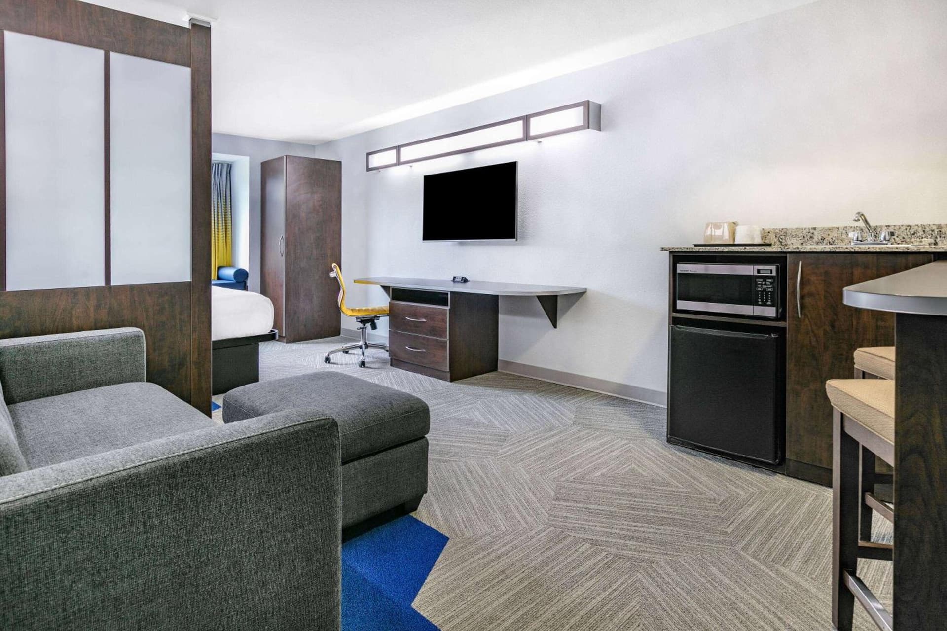 Microtel Inn & Suites by Wyndham Austin Airport gallery photo in Austin, TX — image 27
