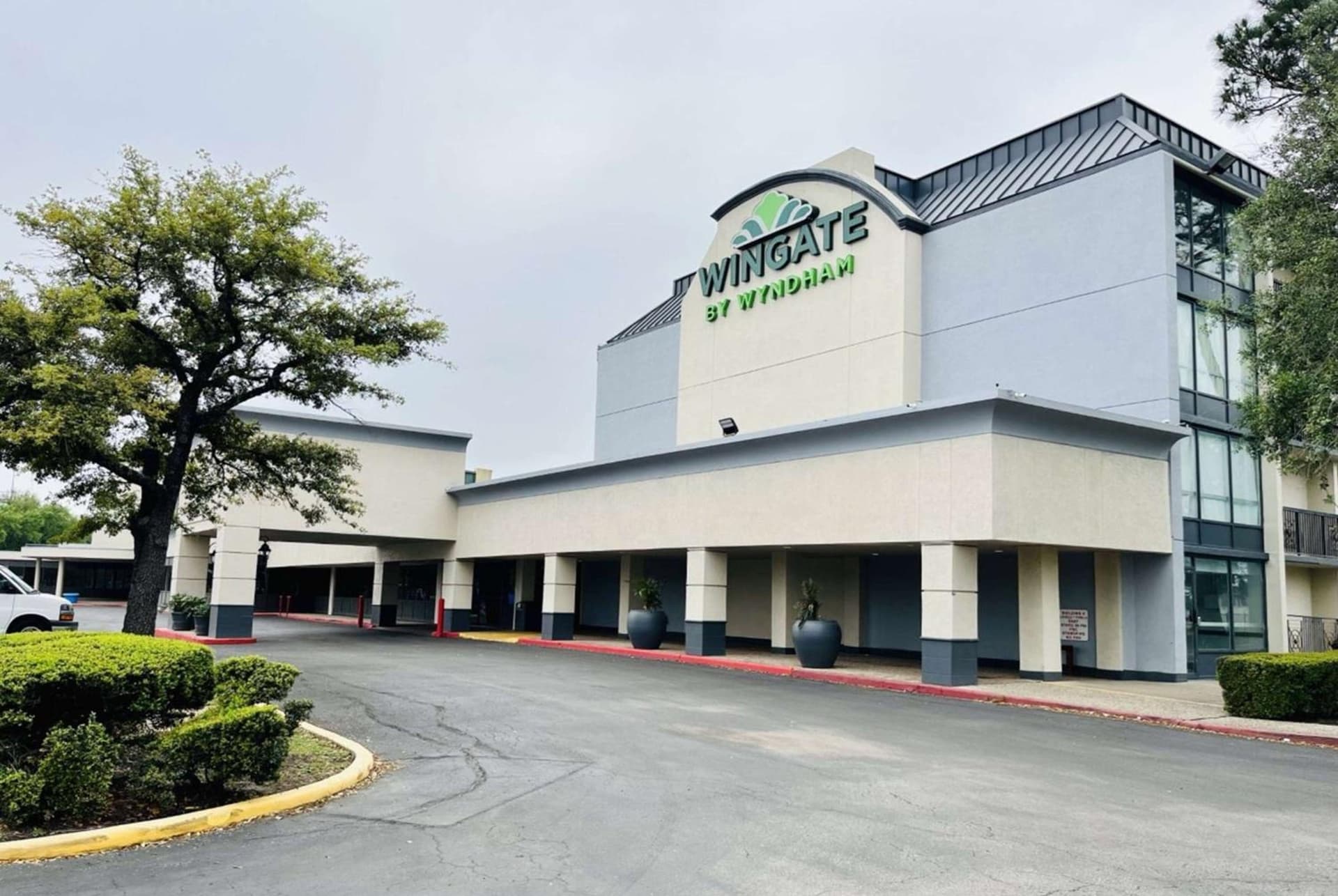 Wingate Houston near NRG Park/Medical Center property views in Houston, TX — gallery photo 3
