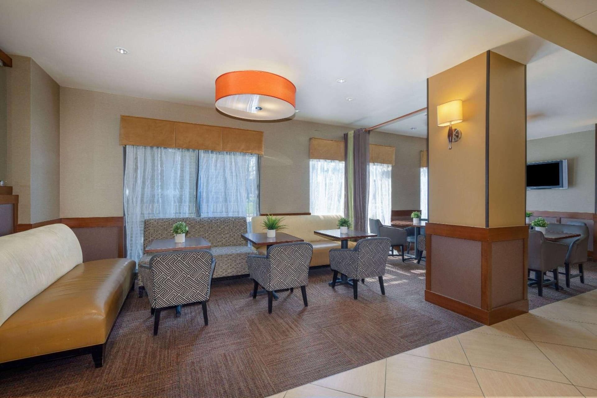 Wyndham Garden Kansas City Airport gallery photo in Kansas City, KS — image 33