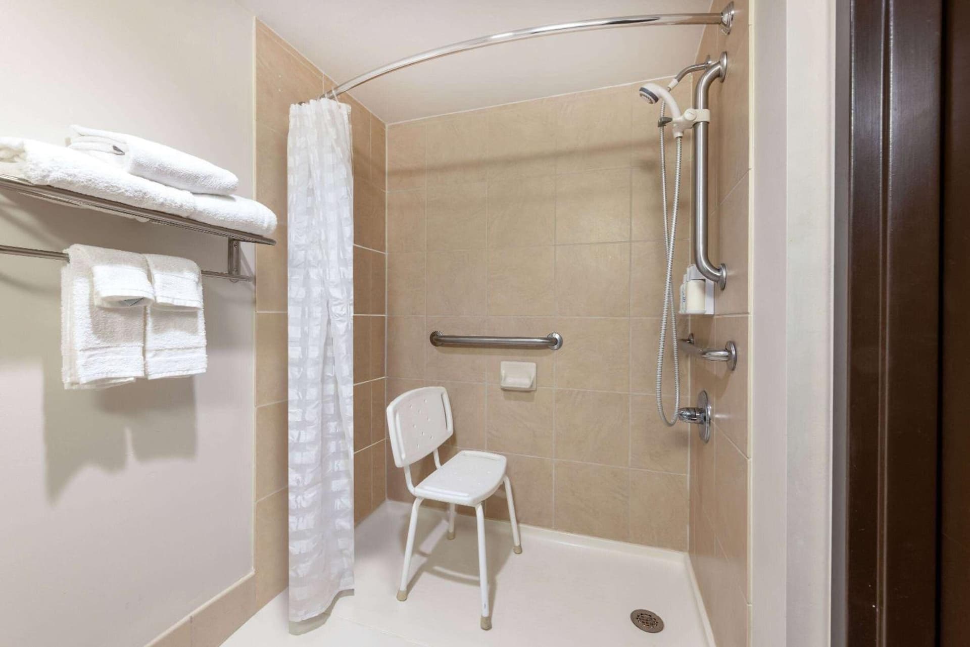 Wyndham Garden Kansas City Airport gallery photo in Kansas City, KS — image 14