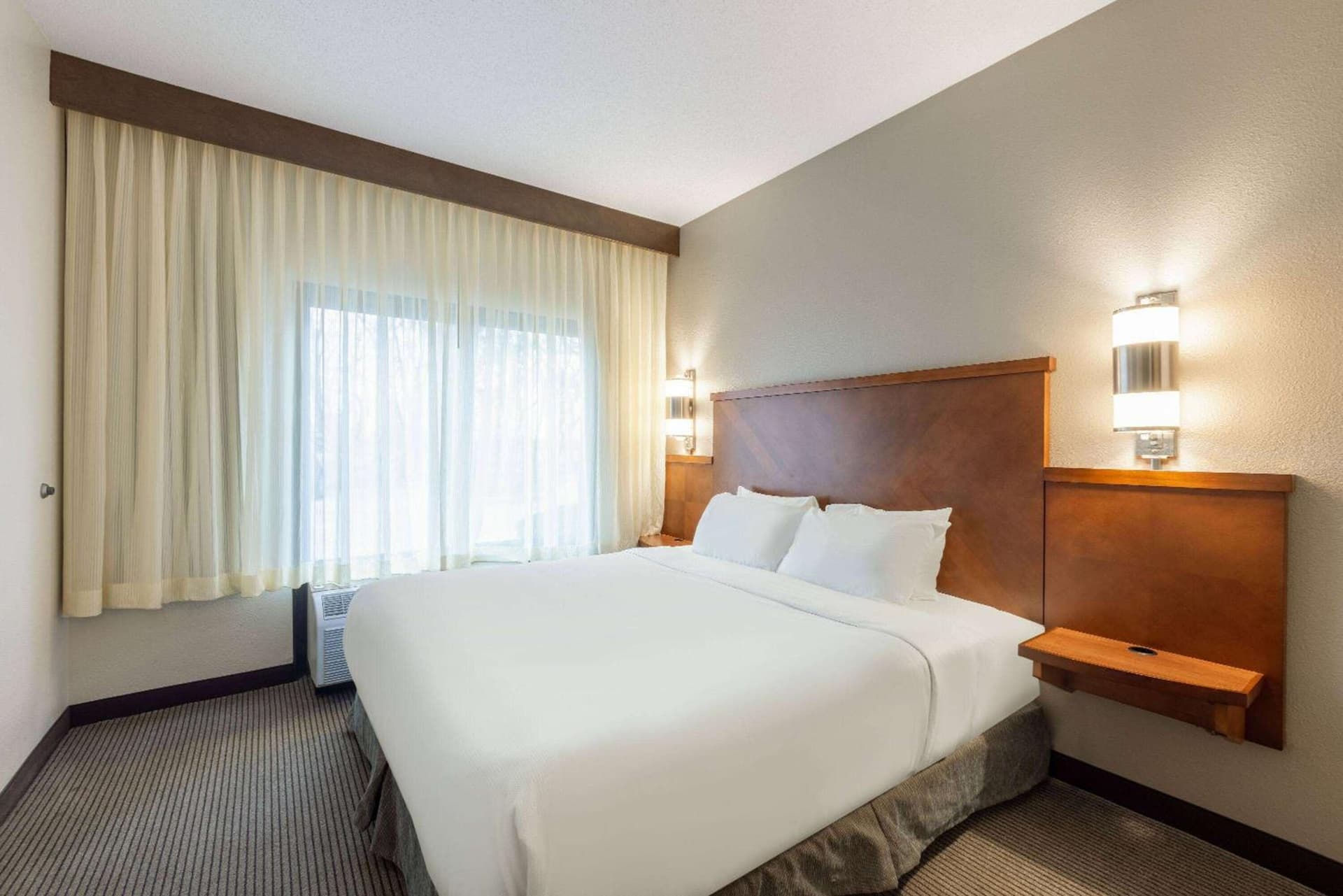 Wyndham Garden Kansas City Airport gallery photo in Kansas City, KS — image 35