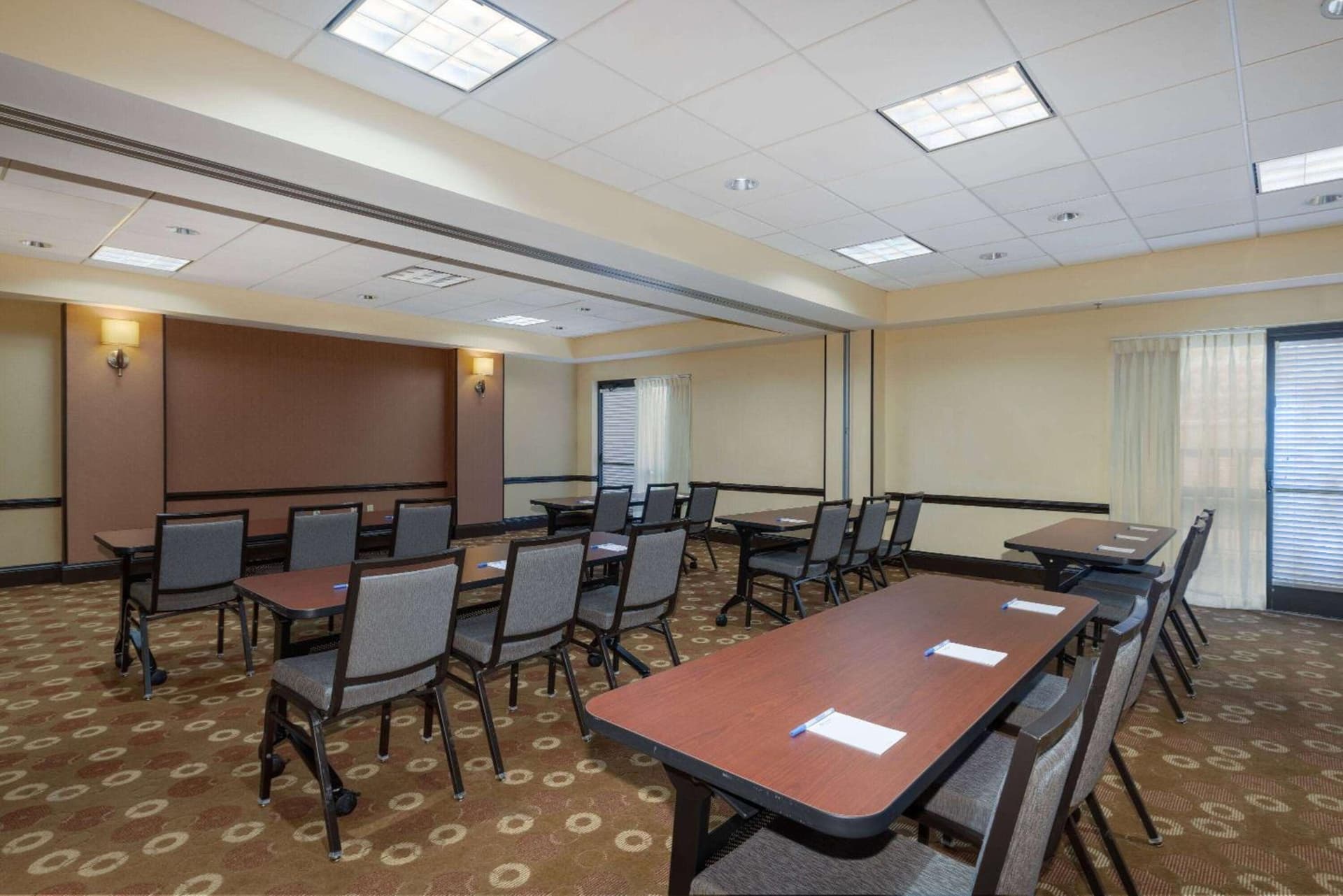 Wyndham Garden Kansas City Airport gallery photo in Kansas City, KS — image 44