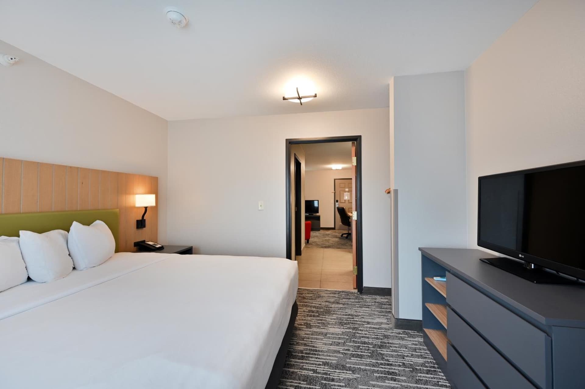 Country Inn & Suites by Radisson, Bloomington-Normal Airport, IL gallery photo in Bloomington, IL — image 5