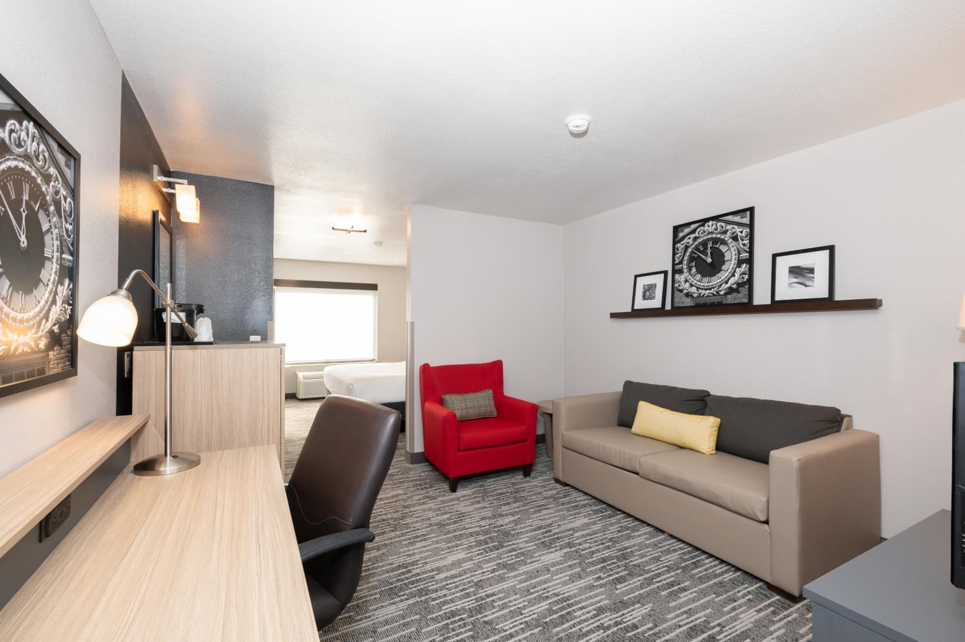 Country Inn & Suites by Radisson, Bloomington-Normal Airport, IL gallery photo in Bloomington, IL — image 10