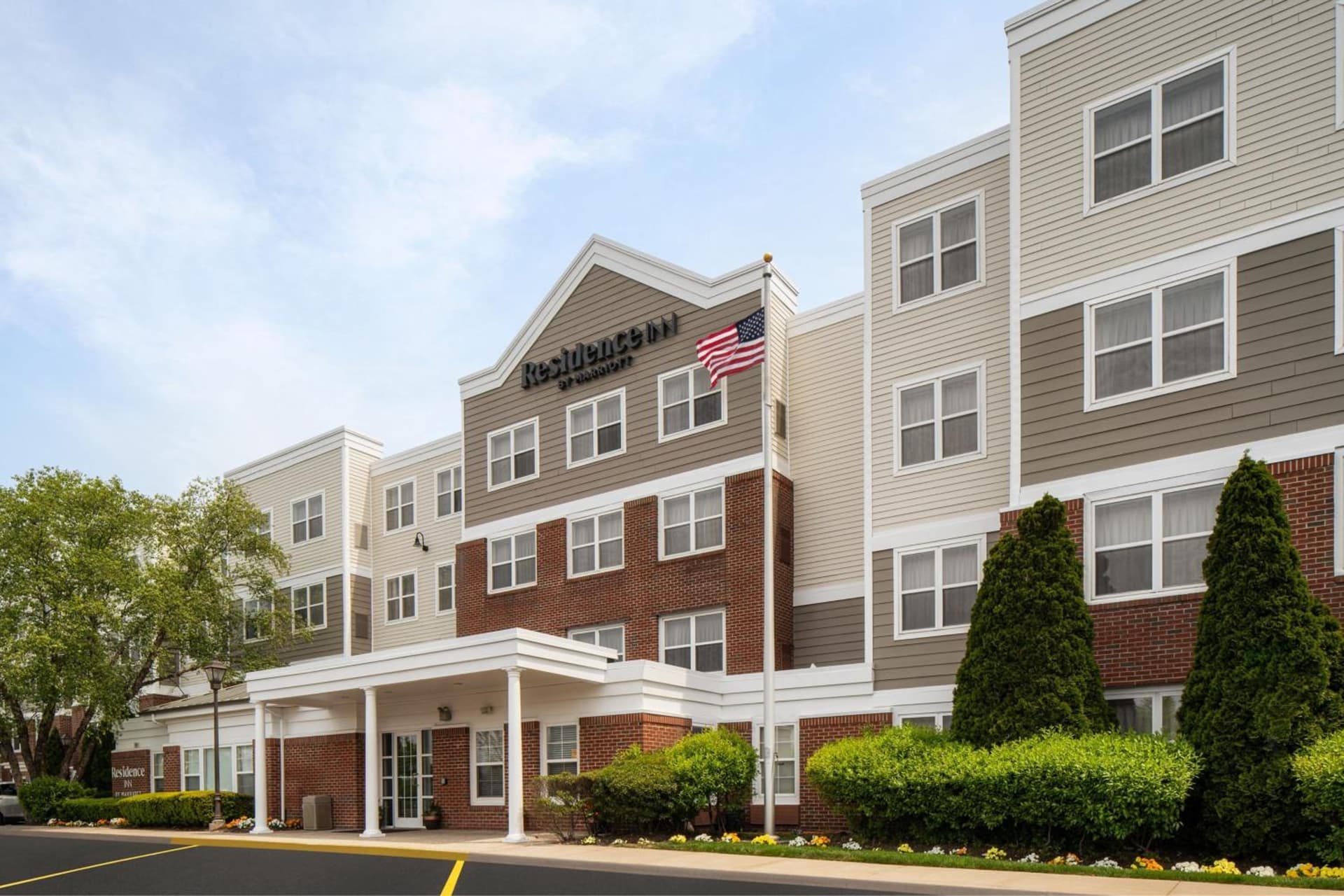 Residence Inn Long Island Holtsville gallery photo in Holtsville, NY — image 6
