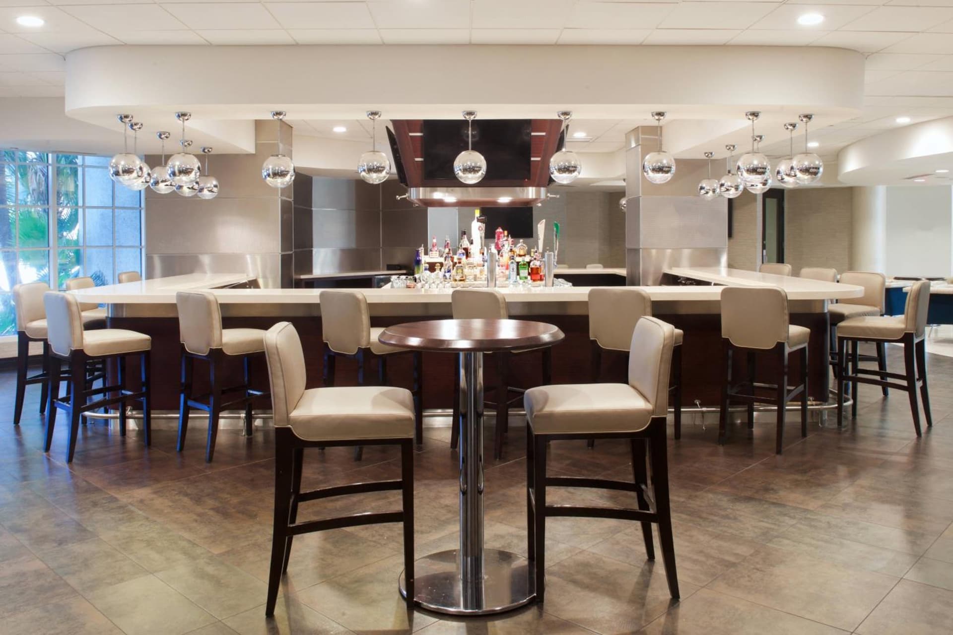 Sheraton Miami Airport Hotel and Executive Meeting Center interior in Miami, FL — gallery photo 2