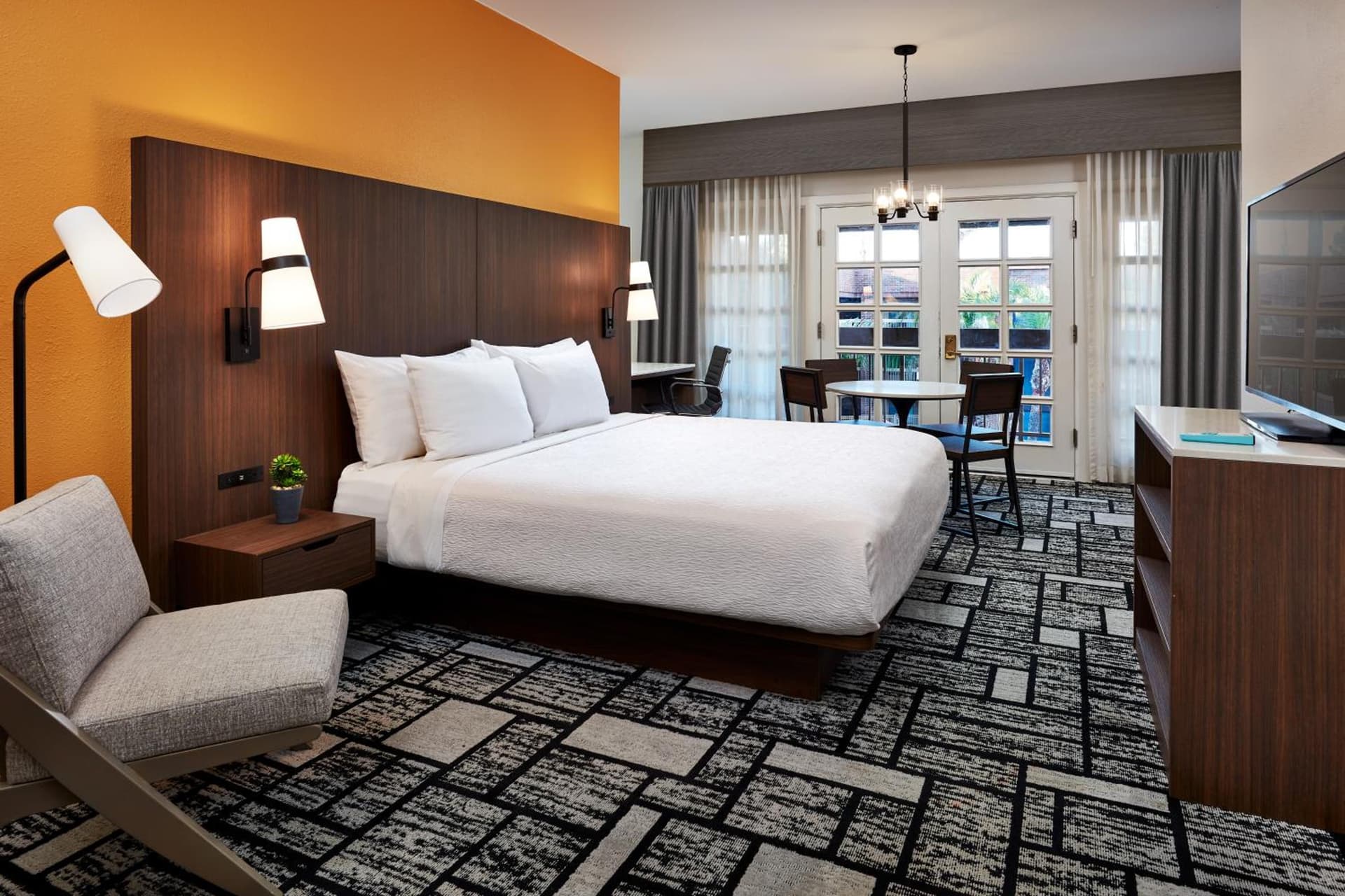 Best Western Plus Meridian Inn & Suites, Anaheim-Orange gallery photo in Orange, CA — image 32