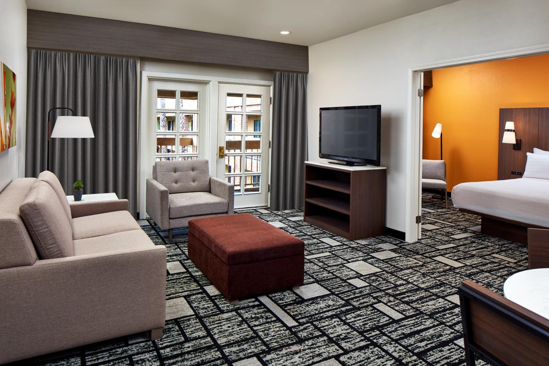 Best Western Plus Meridian Inn & Suites, Anaheim-Orange gallery photo in Orange, CA — image 71