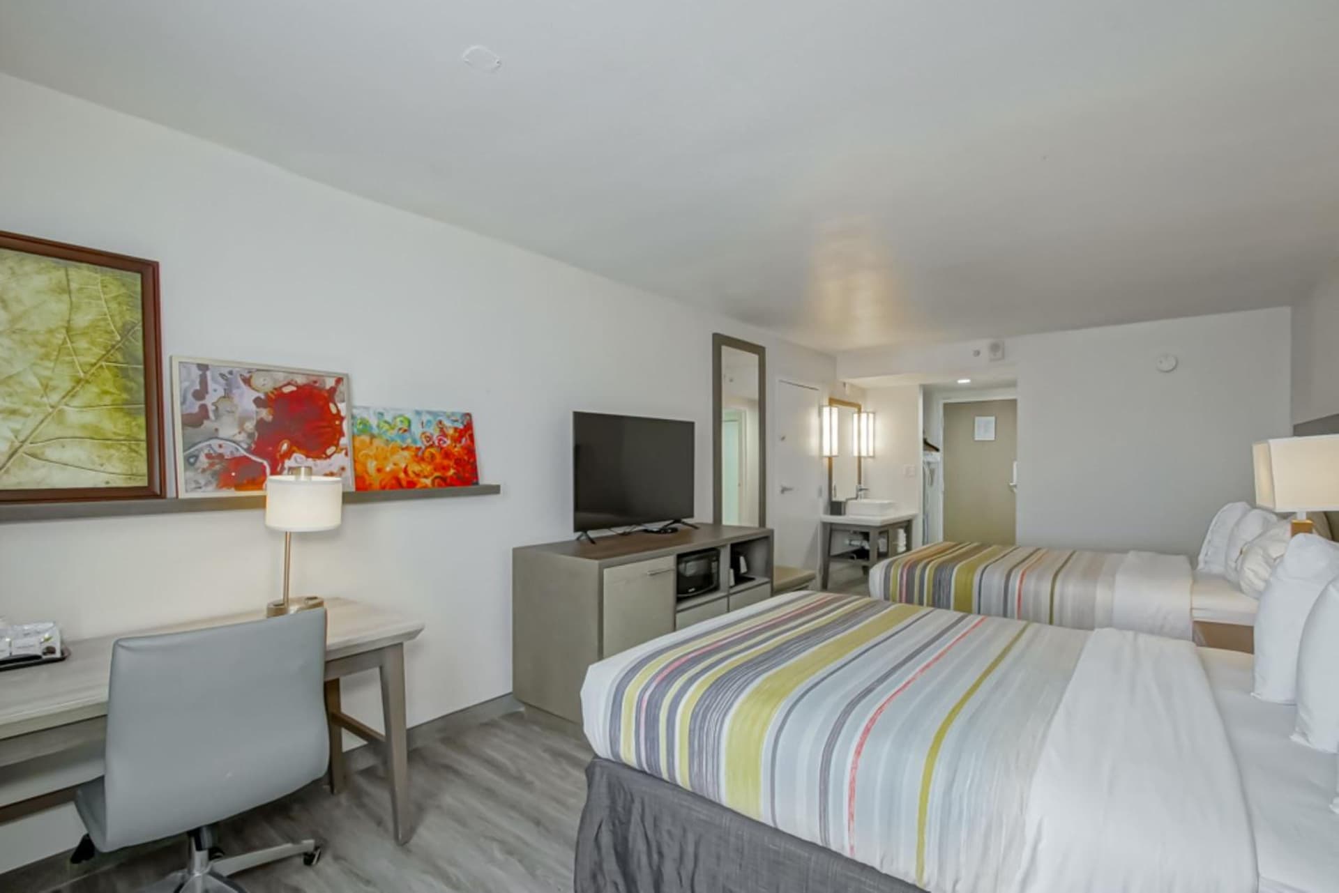 Country Inn & Suites by Radisson, New Orleans I-10 East, LA gallery photo in New Orleans, LA — image 54