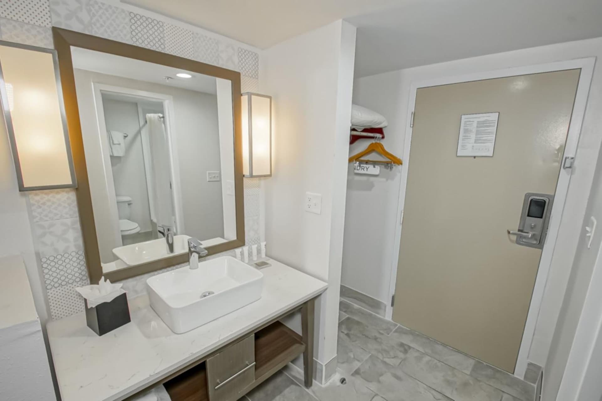 Country Inn & Suites by Radisson, New Orleans I-10 East, LA gallery photo in New Orleans, LA — image 38