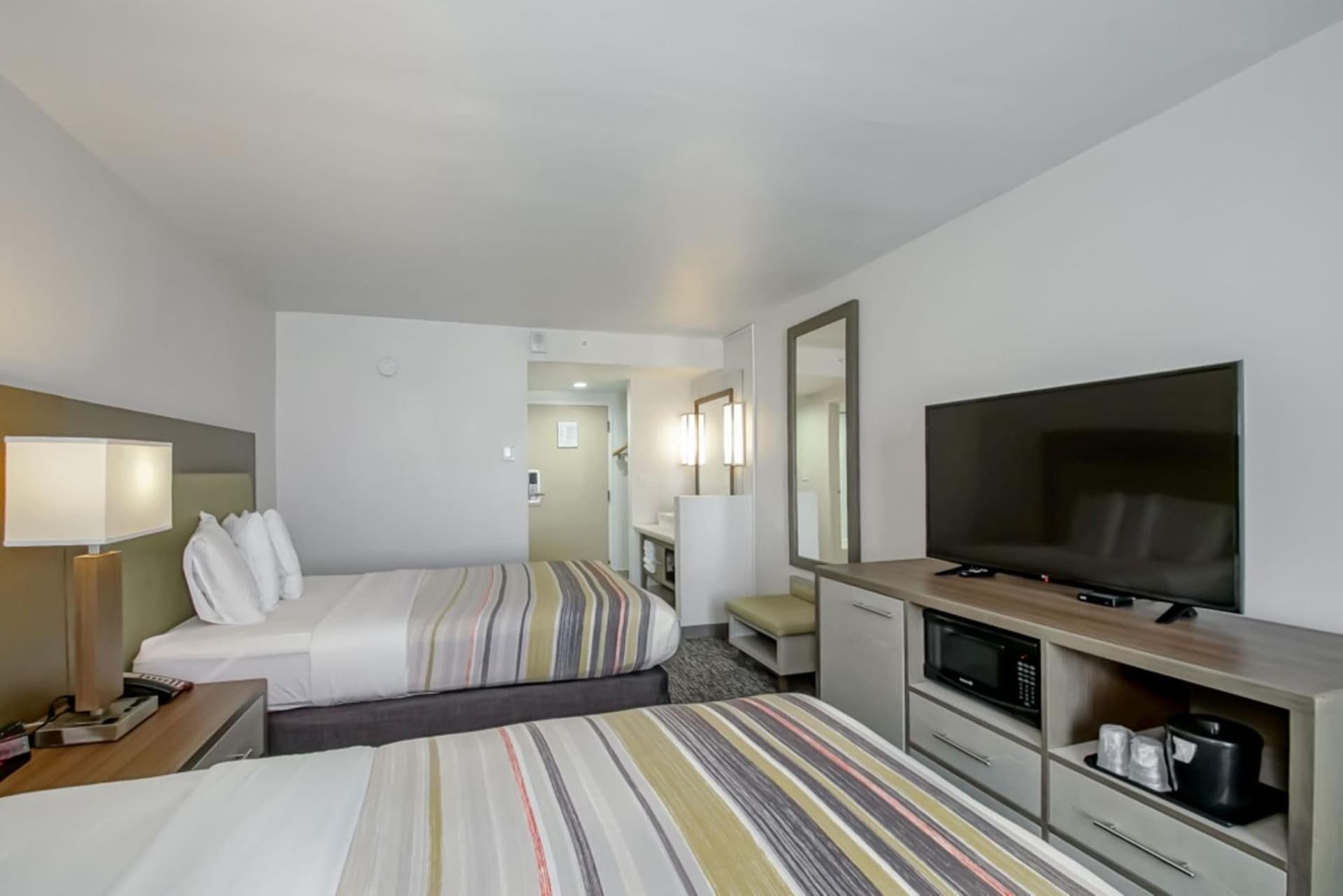 Country Inn & Suites by Radisson, New Orleans I-10 East, LA gallery photo in New Orleans, LA — image 48