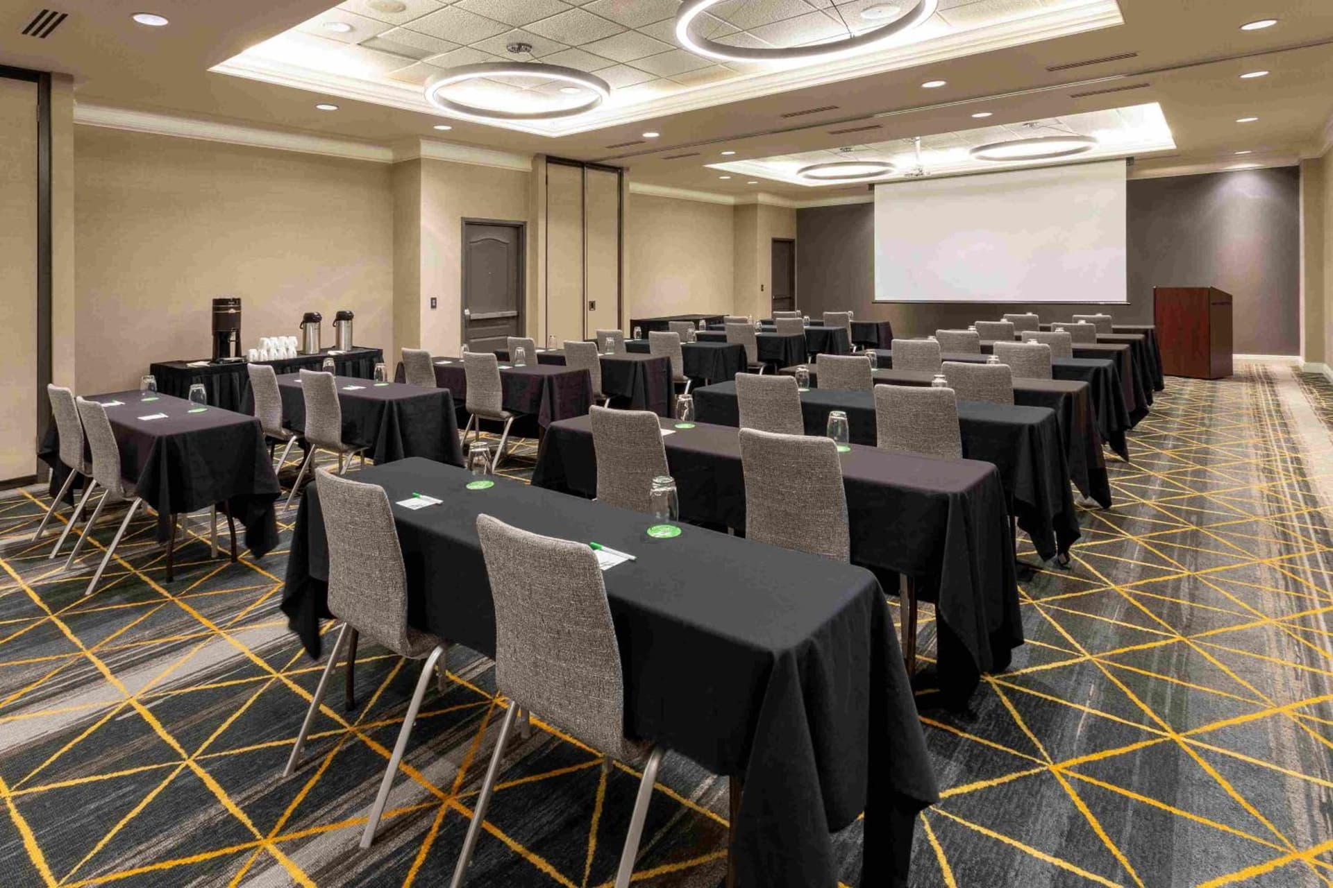 Holiday Inn Toledo - Maumee I-80/90 by IHG gallery photo in Maumee, OH — image 34