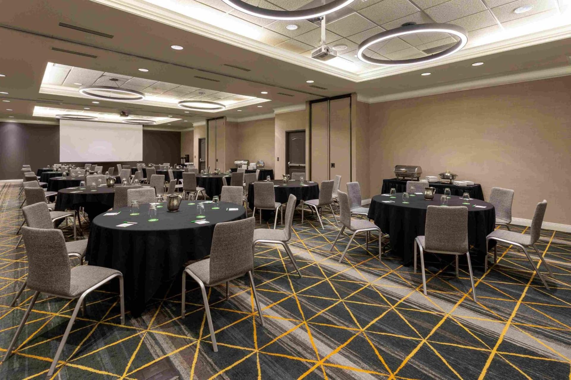 Holiday Inn Toledo - Maumee I-80/90 by IHG gallery photo in Maumee, OH — image 28