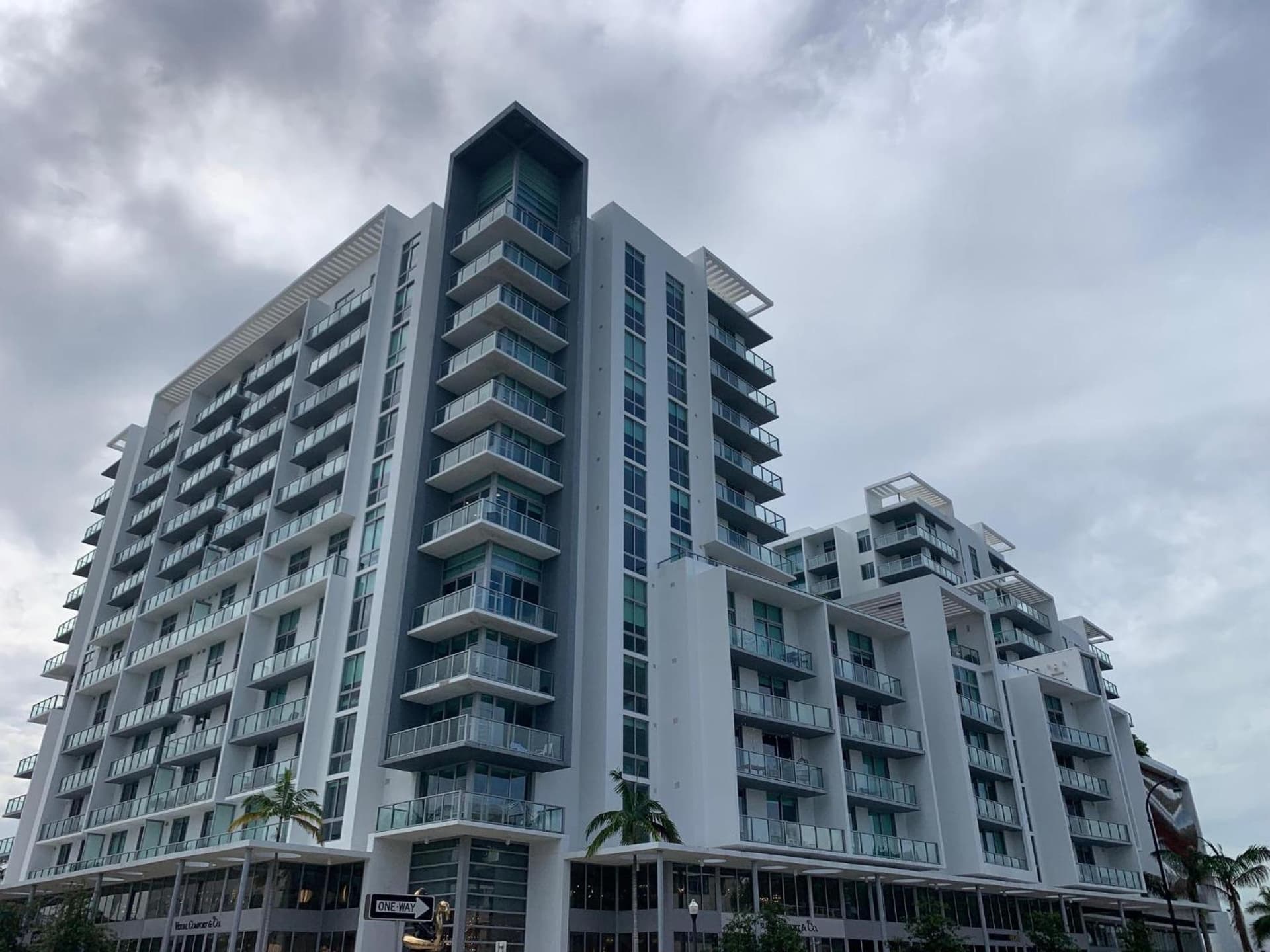 Luxury Oceanview Studio at Miami Design District property views in Miami, FL — gallery photo 3