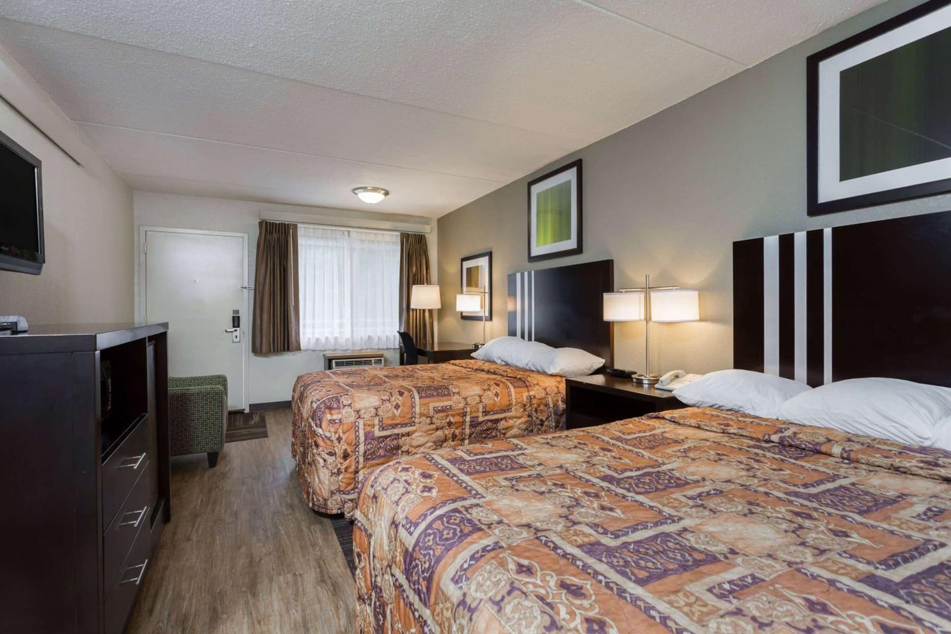 Days Inn by Wyndham Harrisburg North gallery photo in Harrisburg, PA — image 7