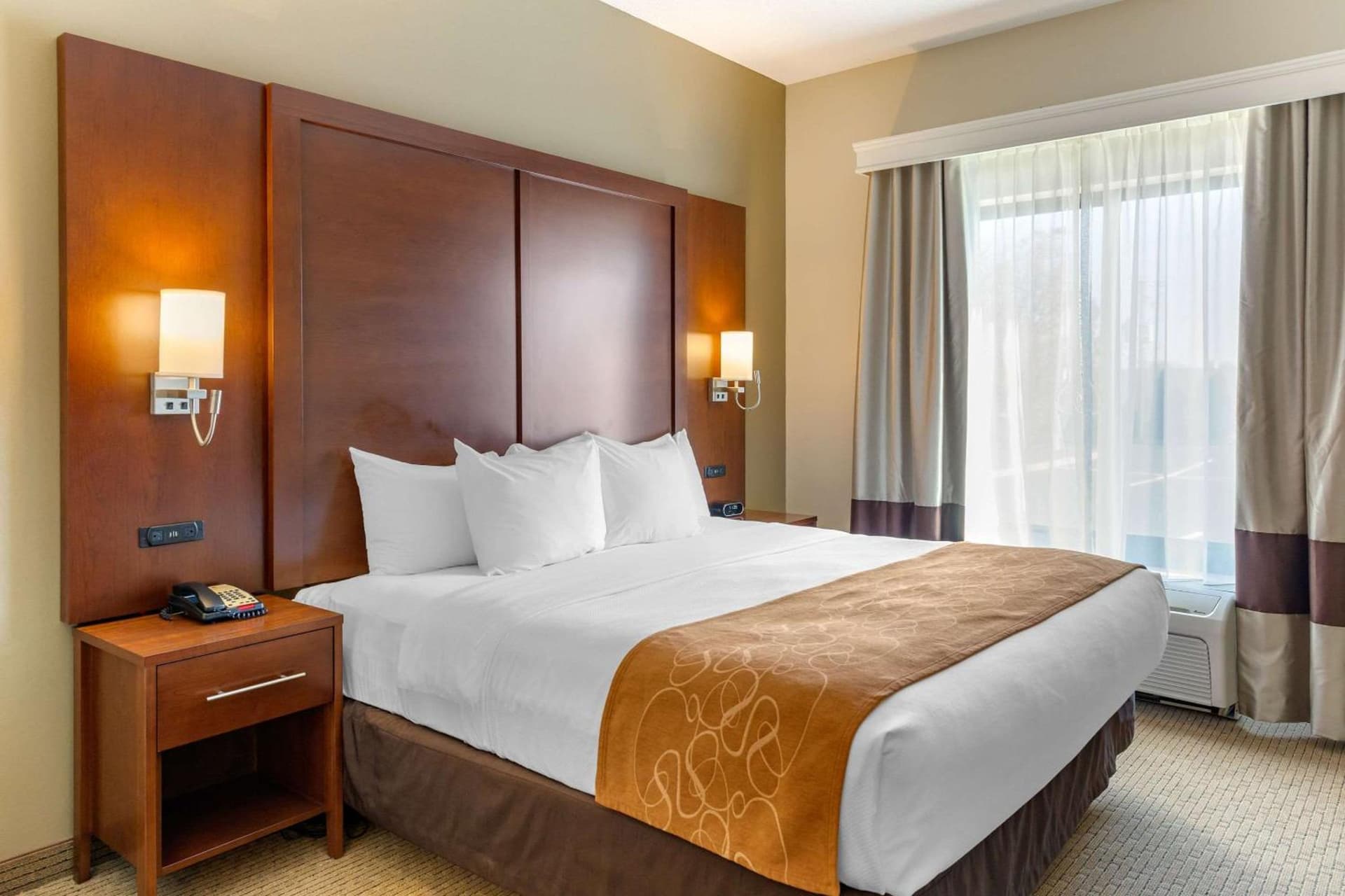 Comfort Suites Lancaster Amish Country gallery photo in Lancaster, PA — image 5