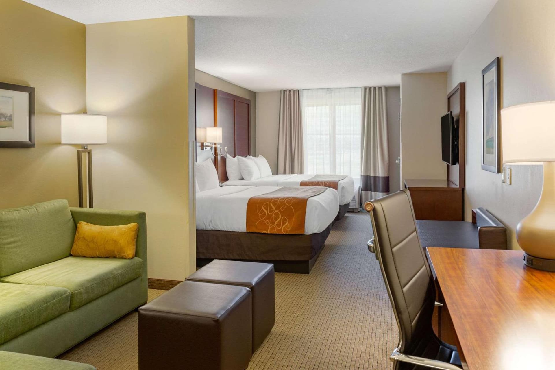 Comfort Suites Lancaster Amish Country gallery photo in Lancaster, PA — image 19