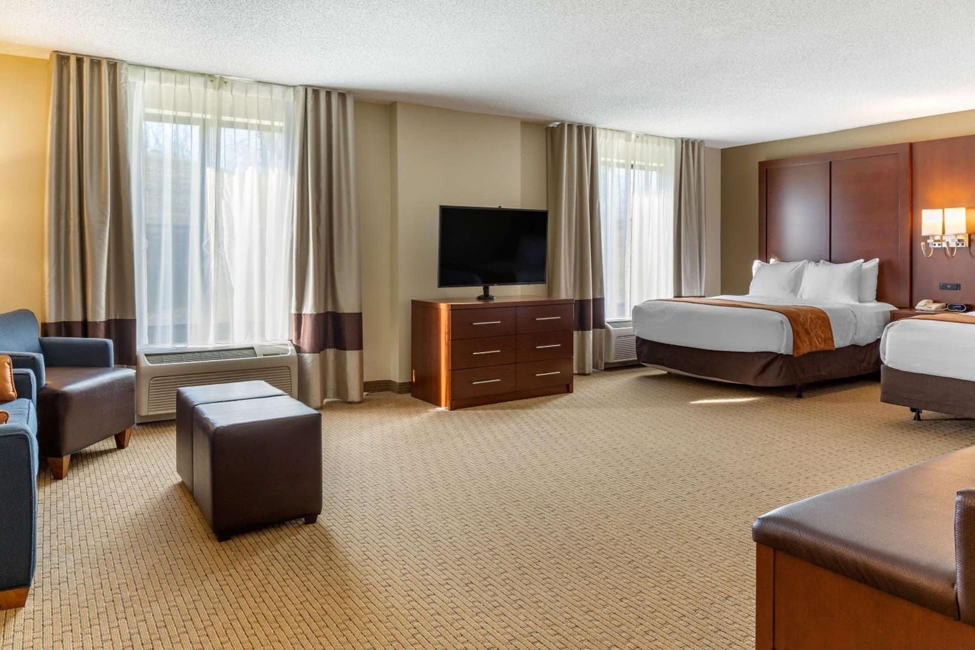 Comfort Suites Lancaster Amish Country gallery photo in Lancaster, PA — image 15