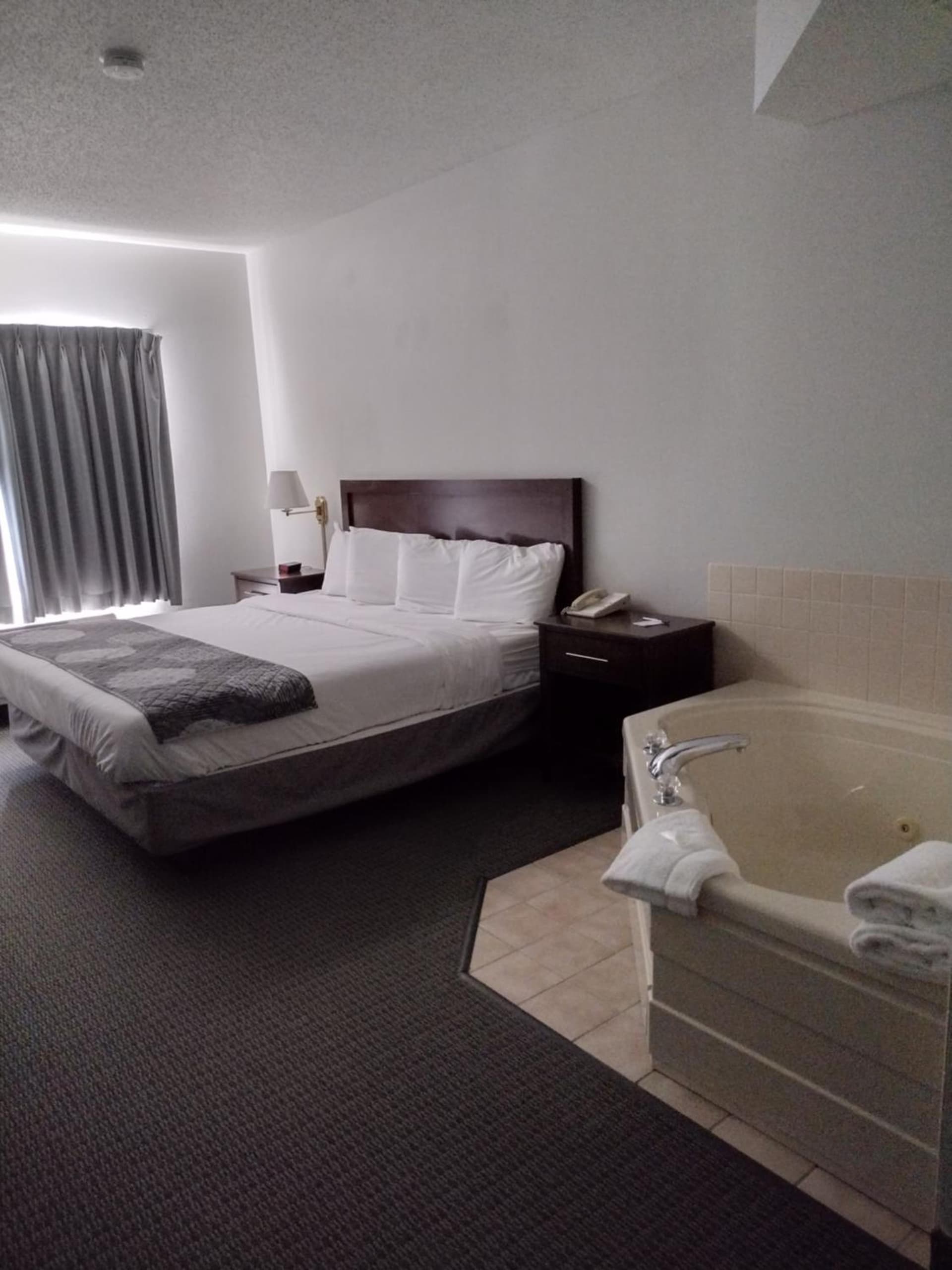 GrandStay Hotel & Suites Hastings gallery photo in Hastings, MN — image 16