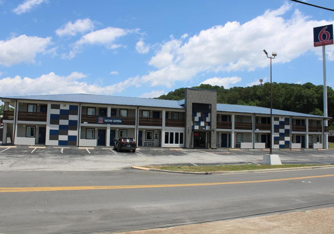 Studio 6 Suites Chattanooga TN Lookout Mtn. featured exterior or lobby in Chattanooga, TN — similar hotel