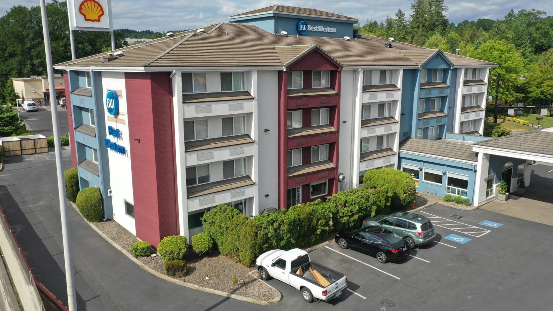 Best Western Lake Oswego Hotel & Suites gallery photo in Lake Oswego, OR — image 44