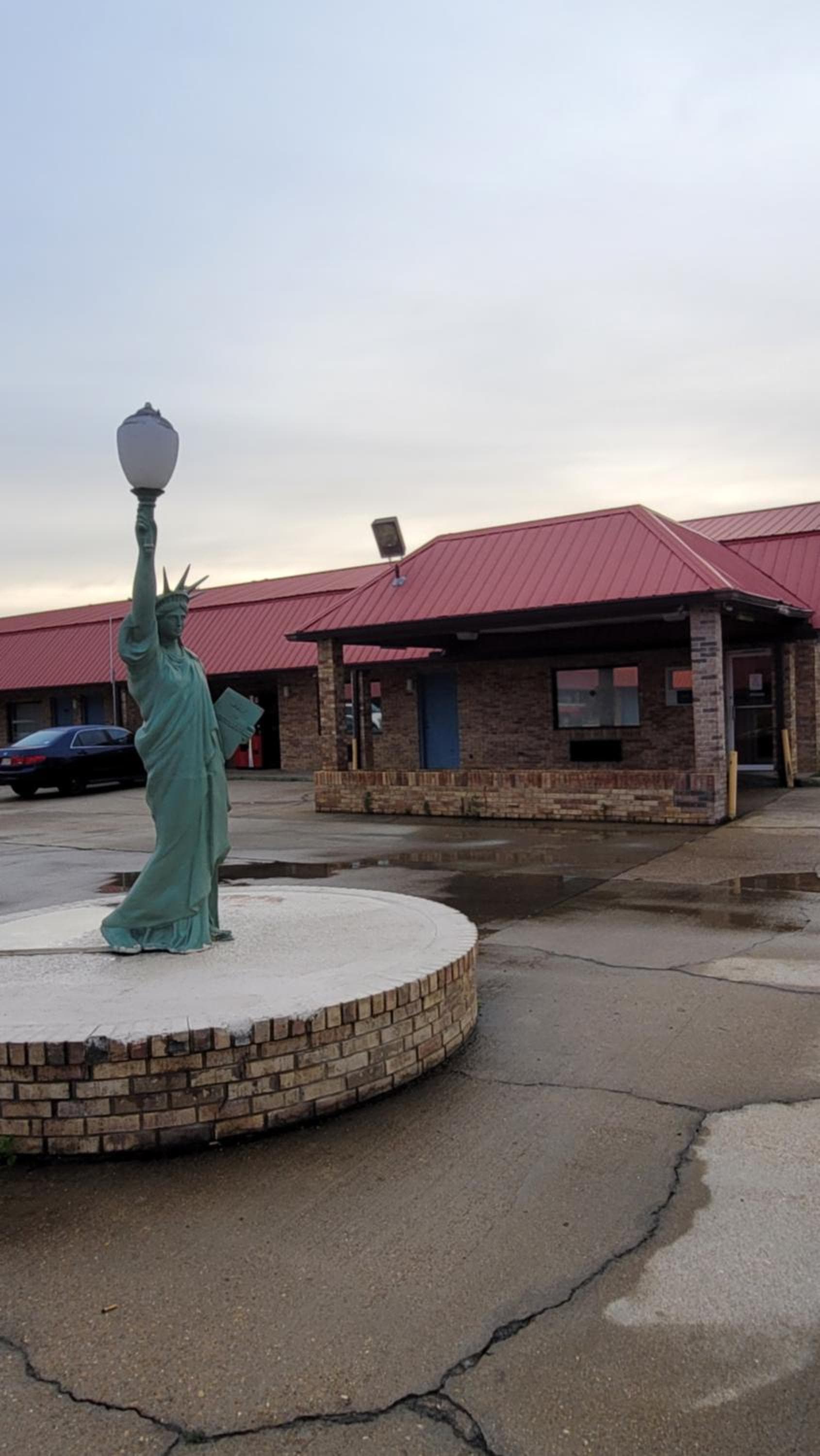 Western Motel — hotel in Magee, Mississippi