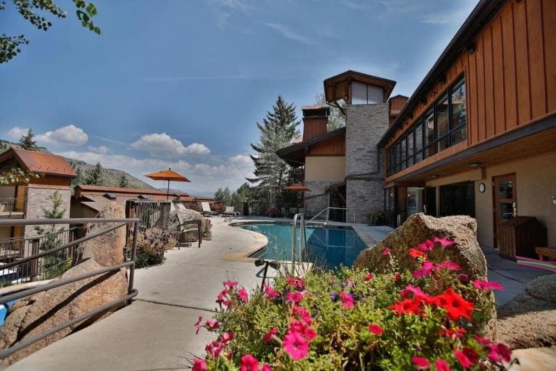 Snowmass Village 1 Bedroom Premier Condo At Crestwood interior in Aspen, CO — gallery photo 2